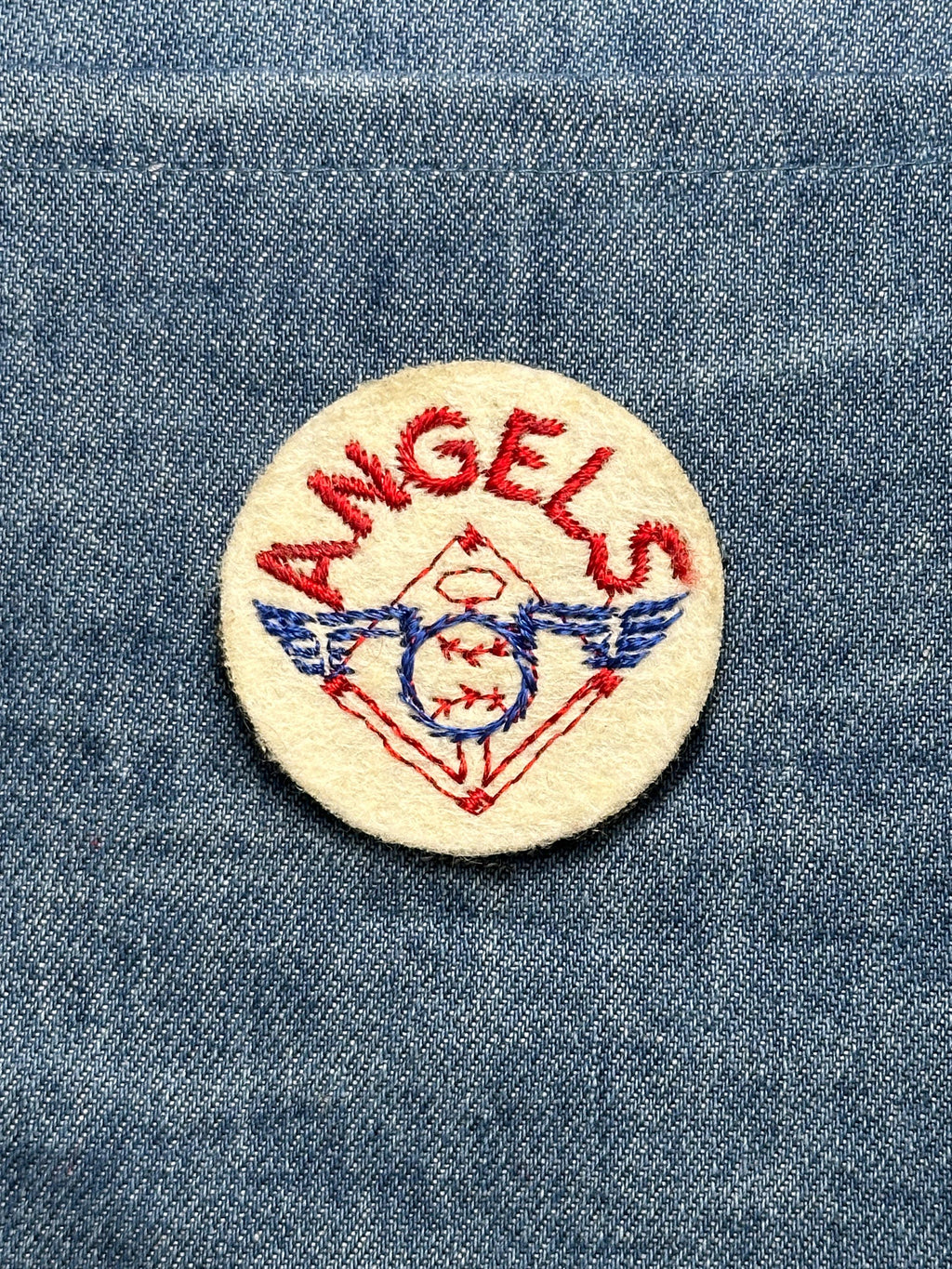 Angels Collectable Patch: Felt Circle Red Blue - Vintage Sports Accessory