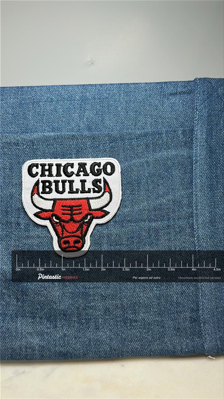 Chicago Bulls Collectable Patch: Red Black White - Sports Accessory with ruler overlay for size reference
