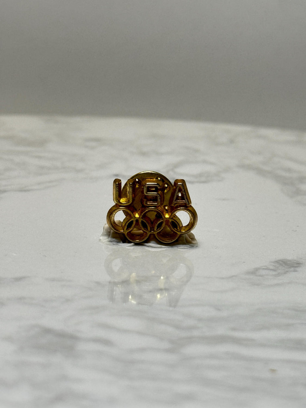 USA Olympic Pin: Gold Tone Finish - Sports Memorabilia Accessory