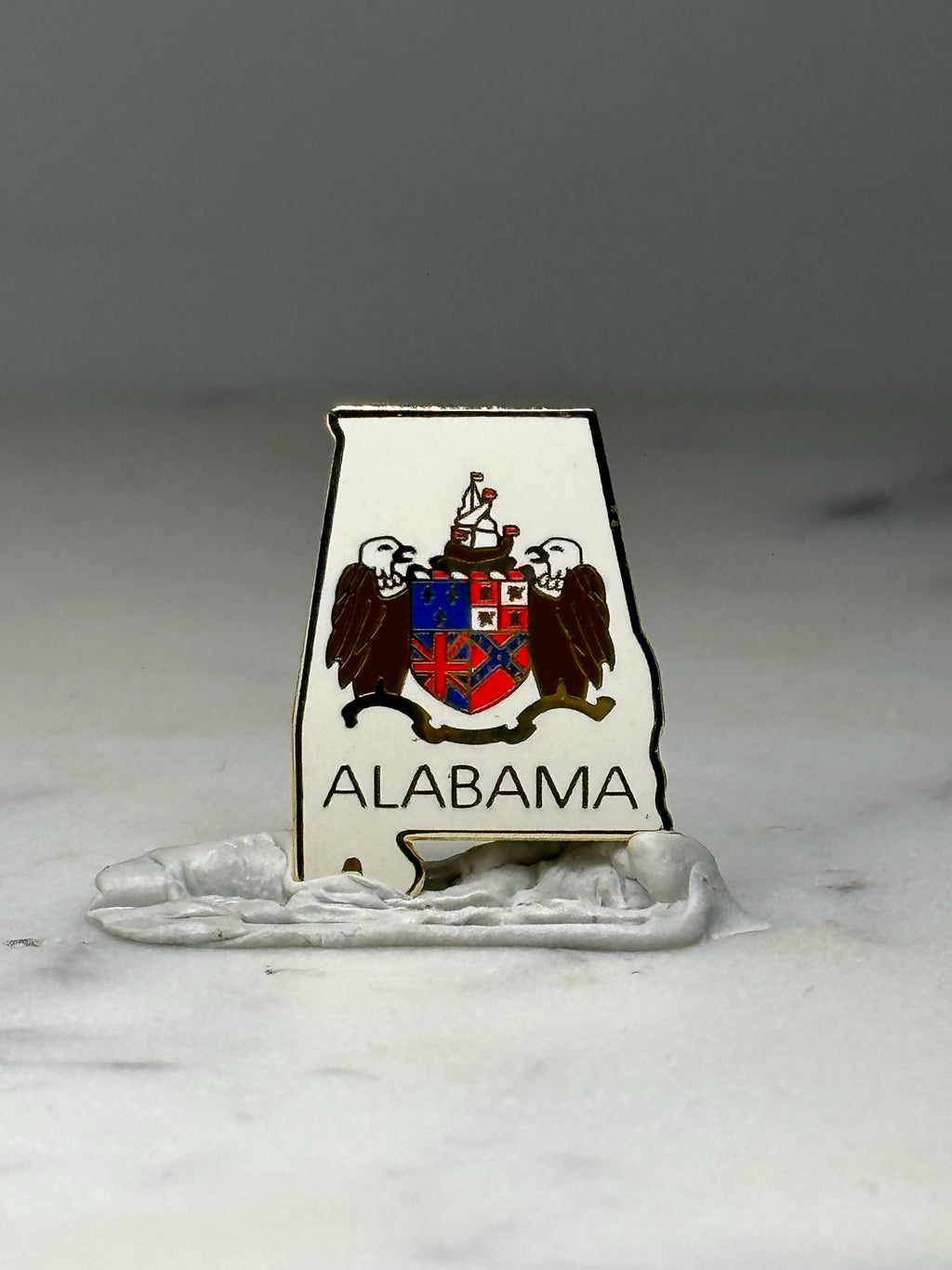 Alabama State Crest Lapel Pin: White Enamel - Souvenir Accessory