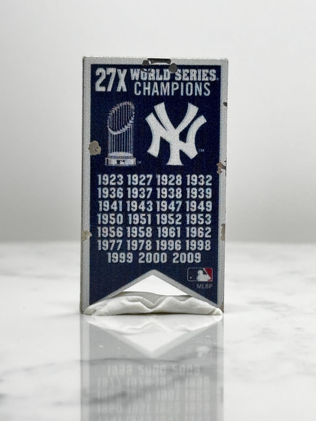 New York Yankees Banner Pin: Blue Enamel - MLB Champions Souvenir