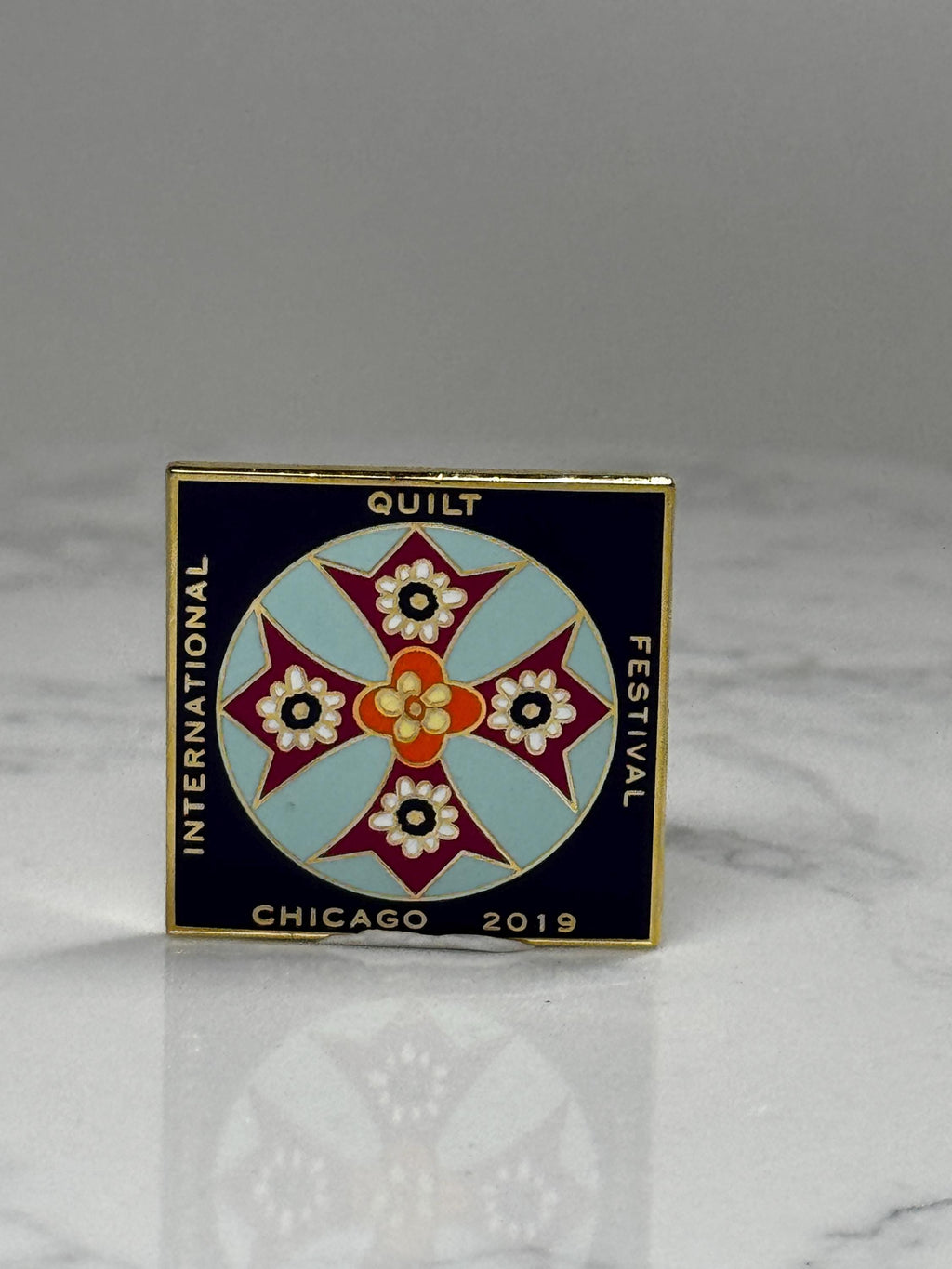 International Quilt Festival Pin: Gold Tone Enamel - Chicago 2019