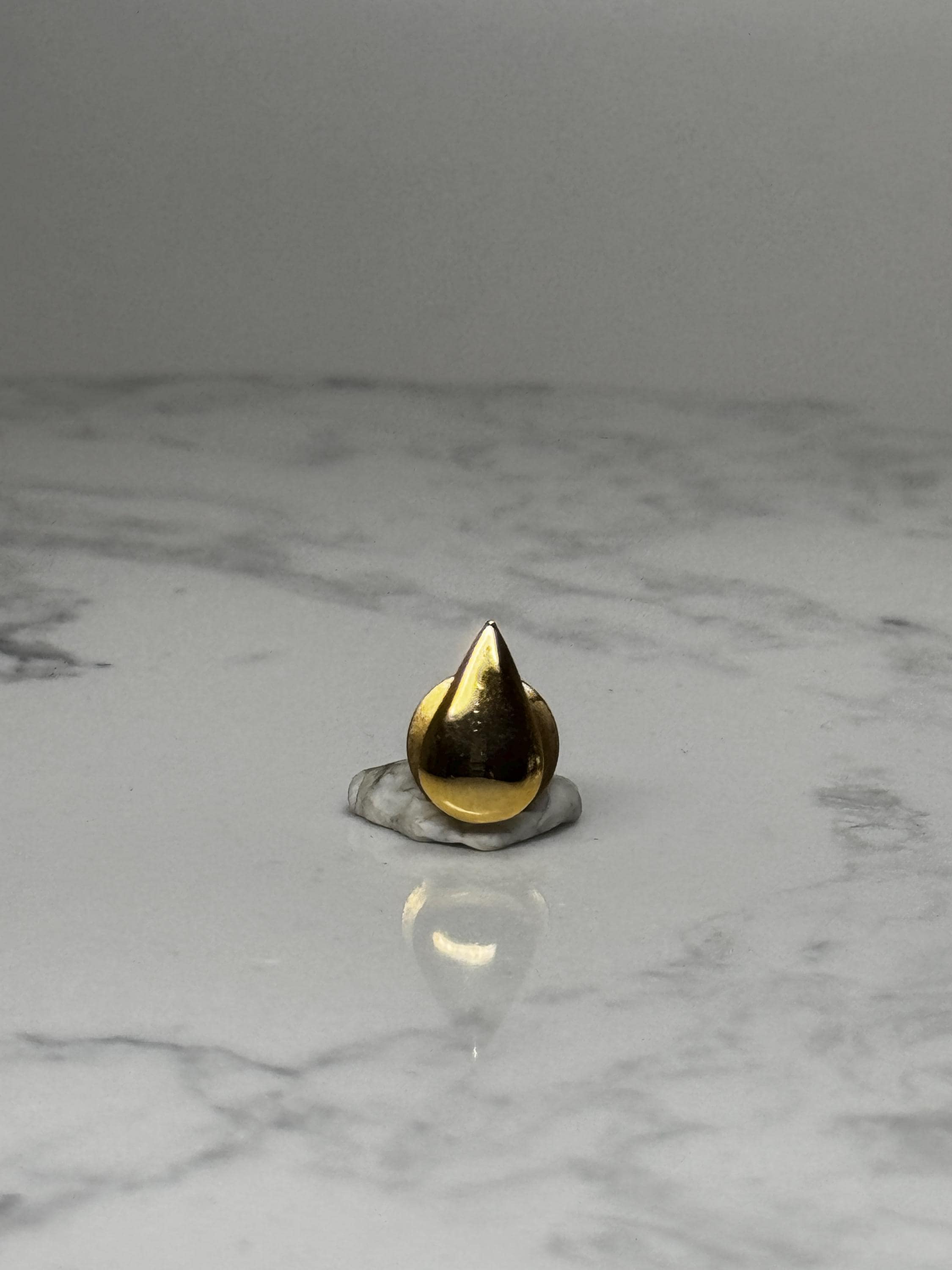 Gold Teardrop Lapel Pin: Polished Finish - Modern Minimal Accessory