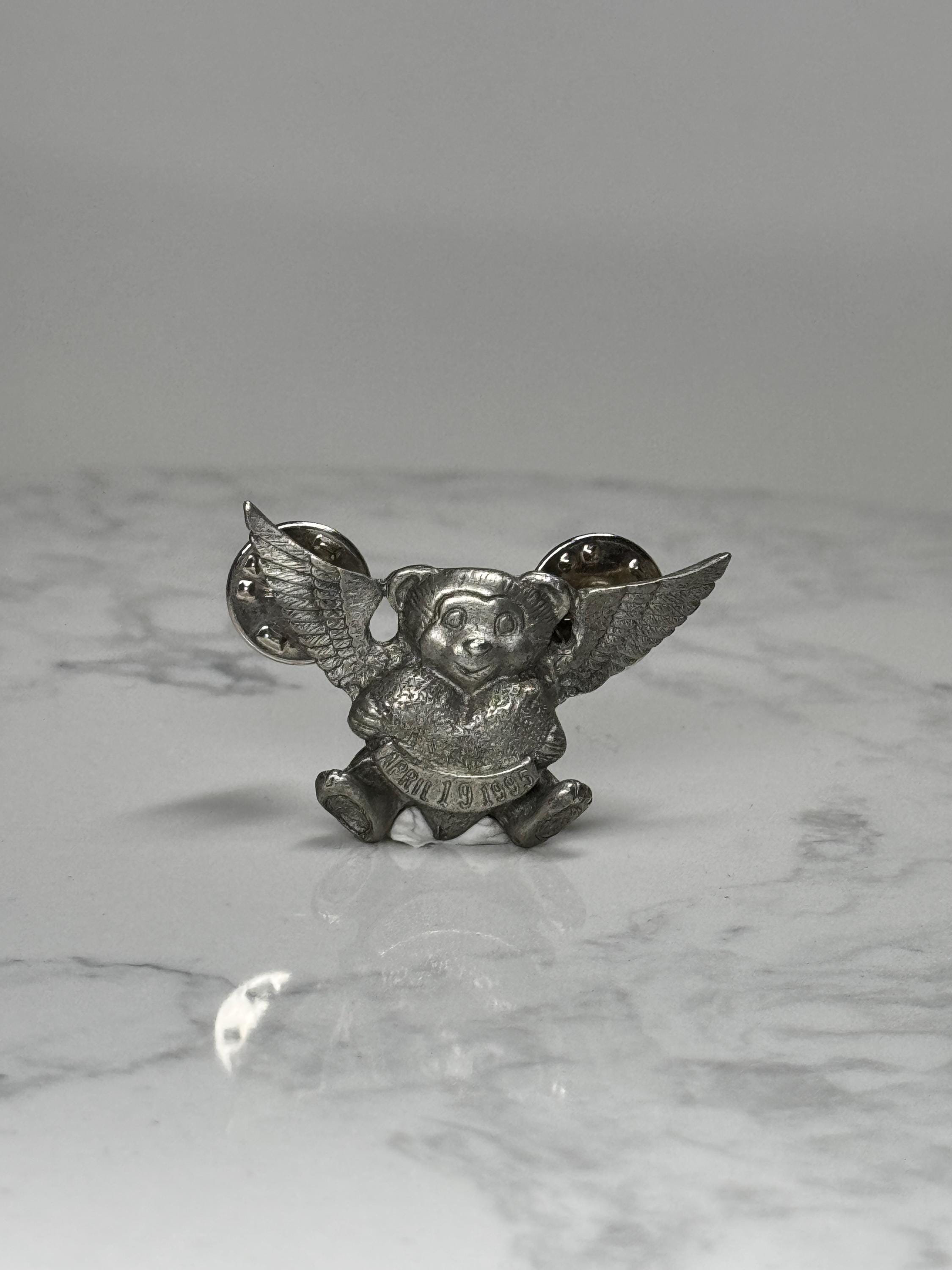 Angel Teddy Bear Pin: Silver Tone - 1995 Memorial Accessory