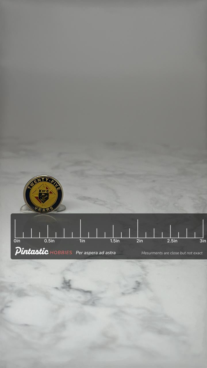 Knights of Columbus Anniversary Pin: Gold Enamel - 25 Year Service with ruler overlay for size reference