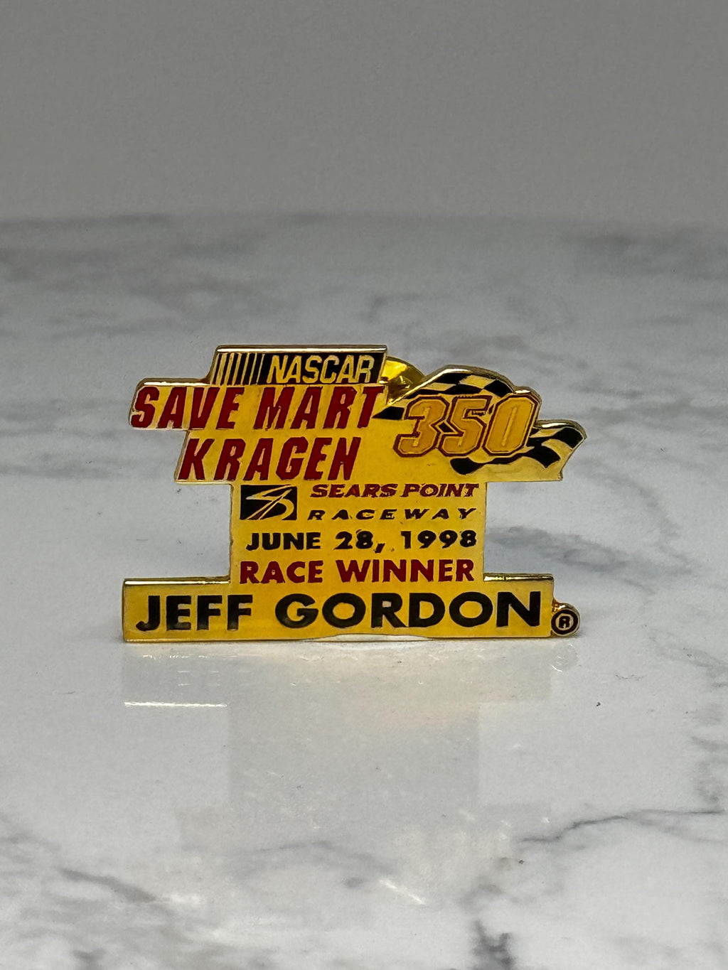 NASCAR Jeff Gordon 350 Pin: Gold Tone - 1998 Race Winner
