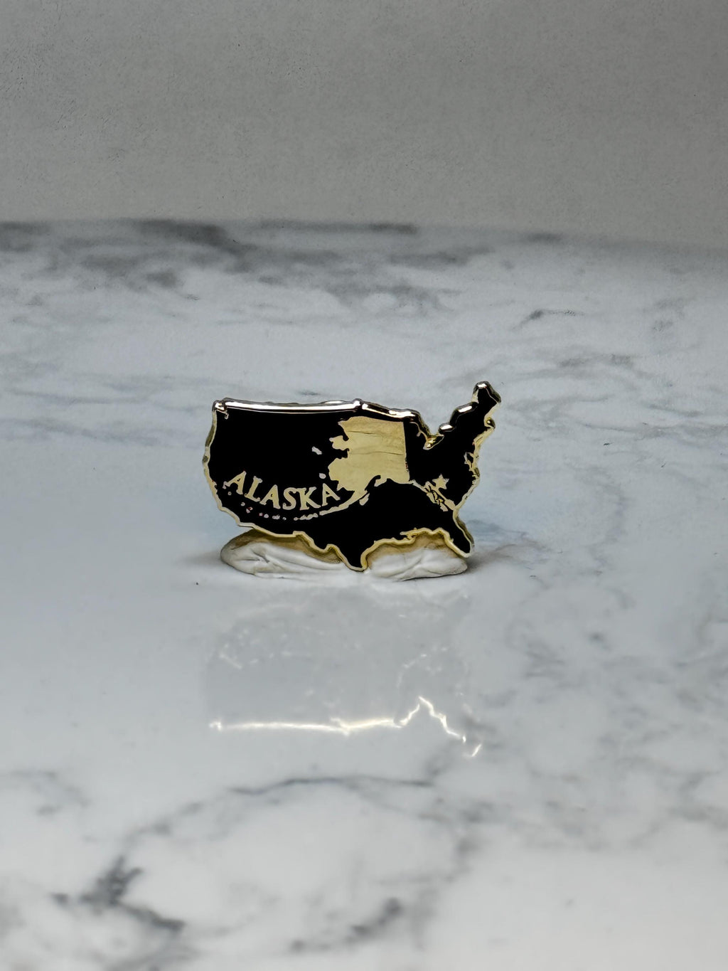 Alaska USA Map Enamel Pin: Black & Gold - State Travel Accessory