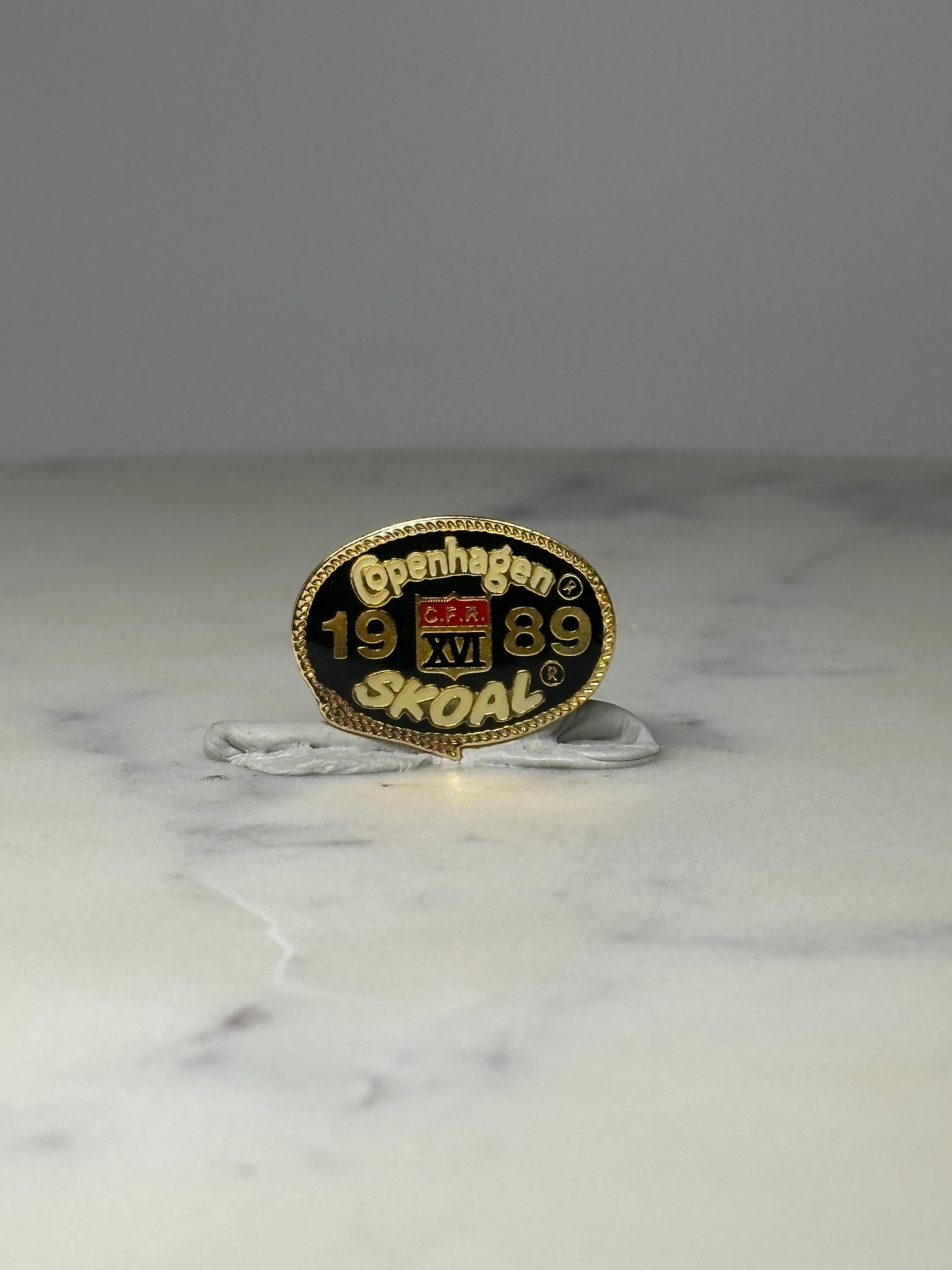 Copenhagen Skoal Pin: Black Gold 1989 CFR XVI Tobacco Promo