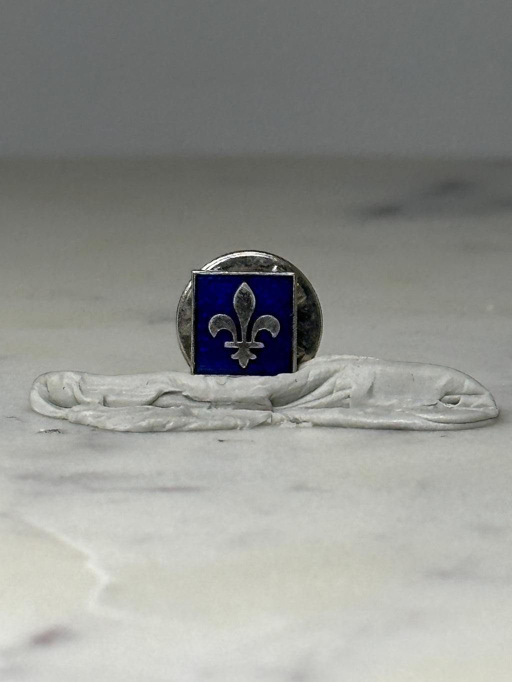 Fleur de Lis Enamel Pin: Blue & Silver Tone - French Heraldry Accessory