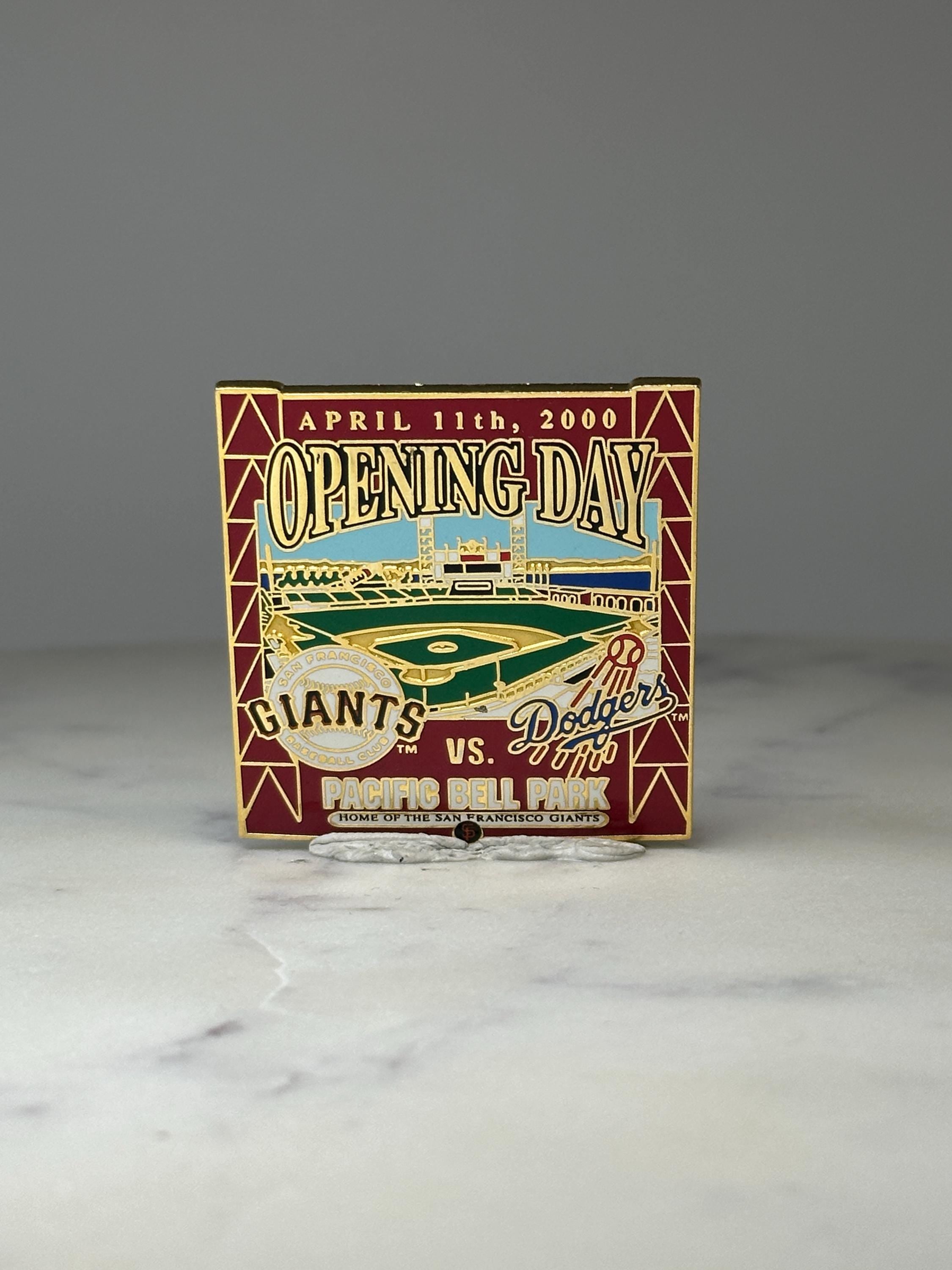 SF Giants Opening Day Pin: Gold Enamel - 2000 Stadium Game