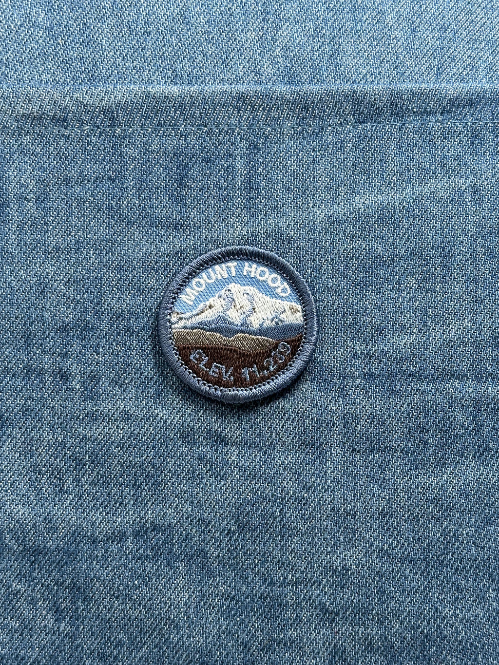 Mount Hood Collectable Patch: Blue Scenic - Outdoor Accessory