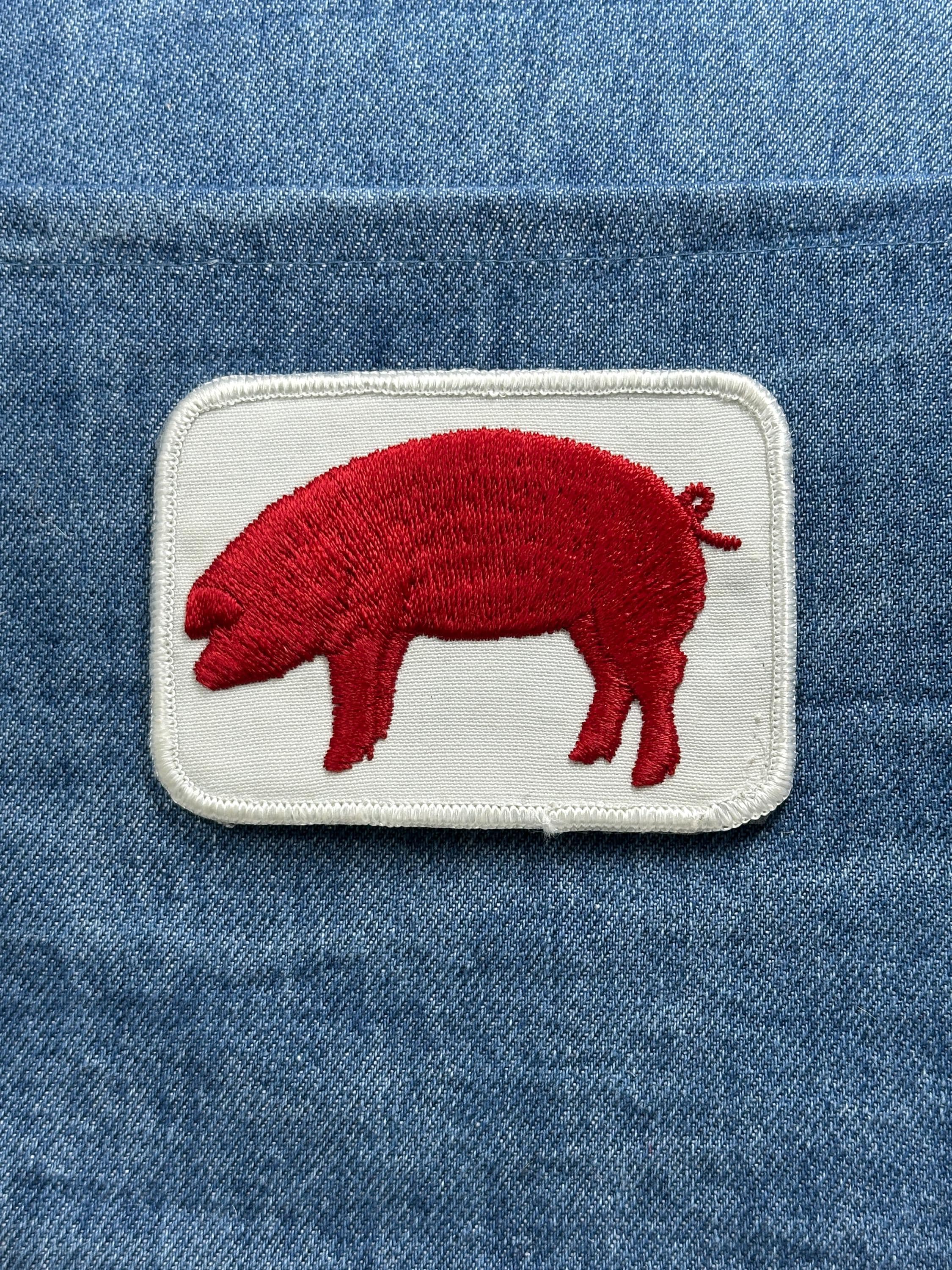 Red Pig Patch: White Border Farm Animal - Rustic Accessory