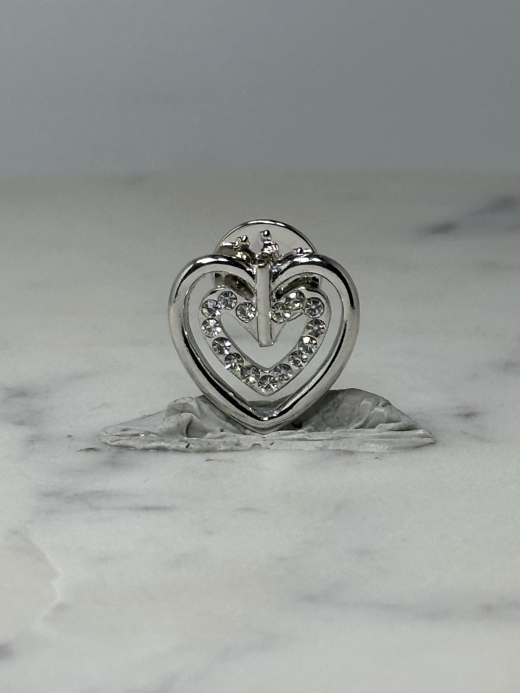 Vintage Heart Brooch Pin: Silver Tone Rhinestone - Romantic Accessory