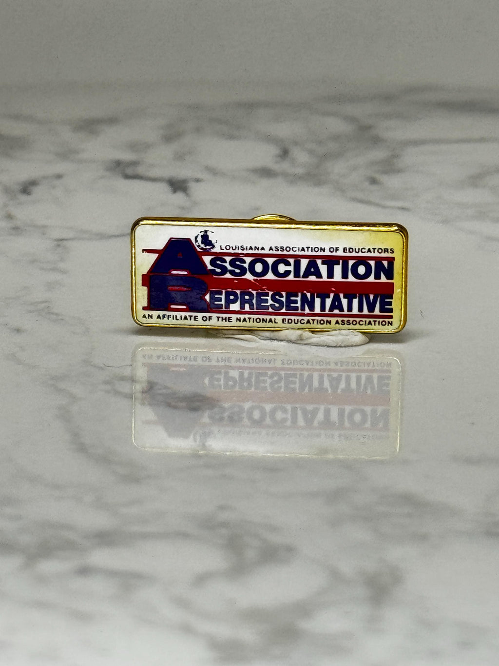 Vintage Louisiana Educators Lapel Pin: Gold Tone Enamel - Union Accessory
