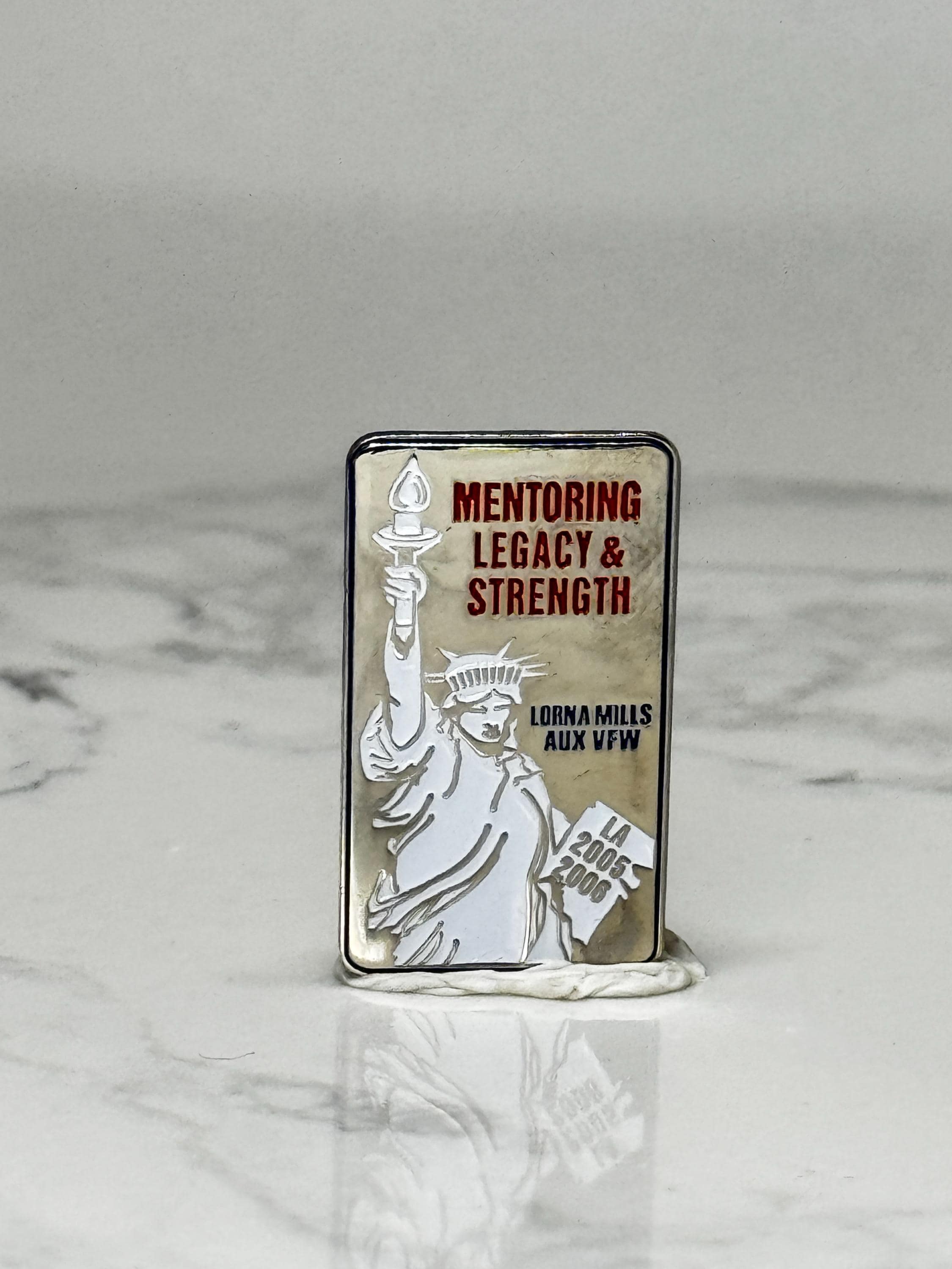 Vintage VFW Auxiliary Pin: Gold Tone Statue of Liberty - 2005 2006