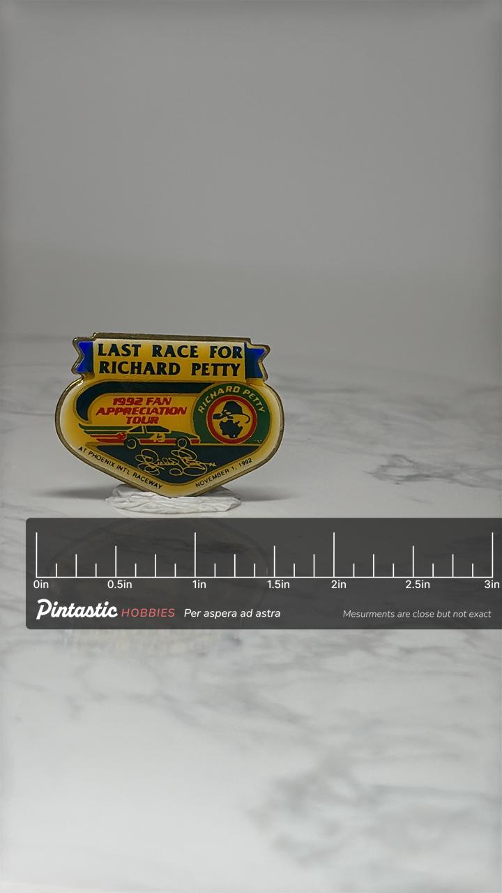 Vintage Richard Petty Racing Pin: Gold Tone Enamel - 1992 NASCAR with ruler overlay for size reference