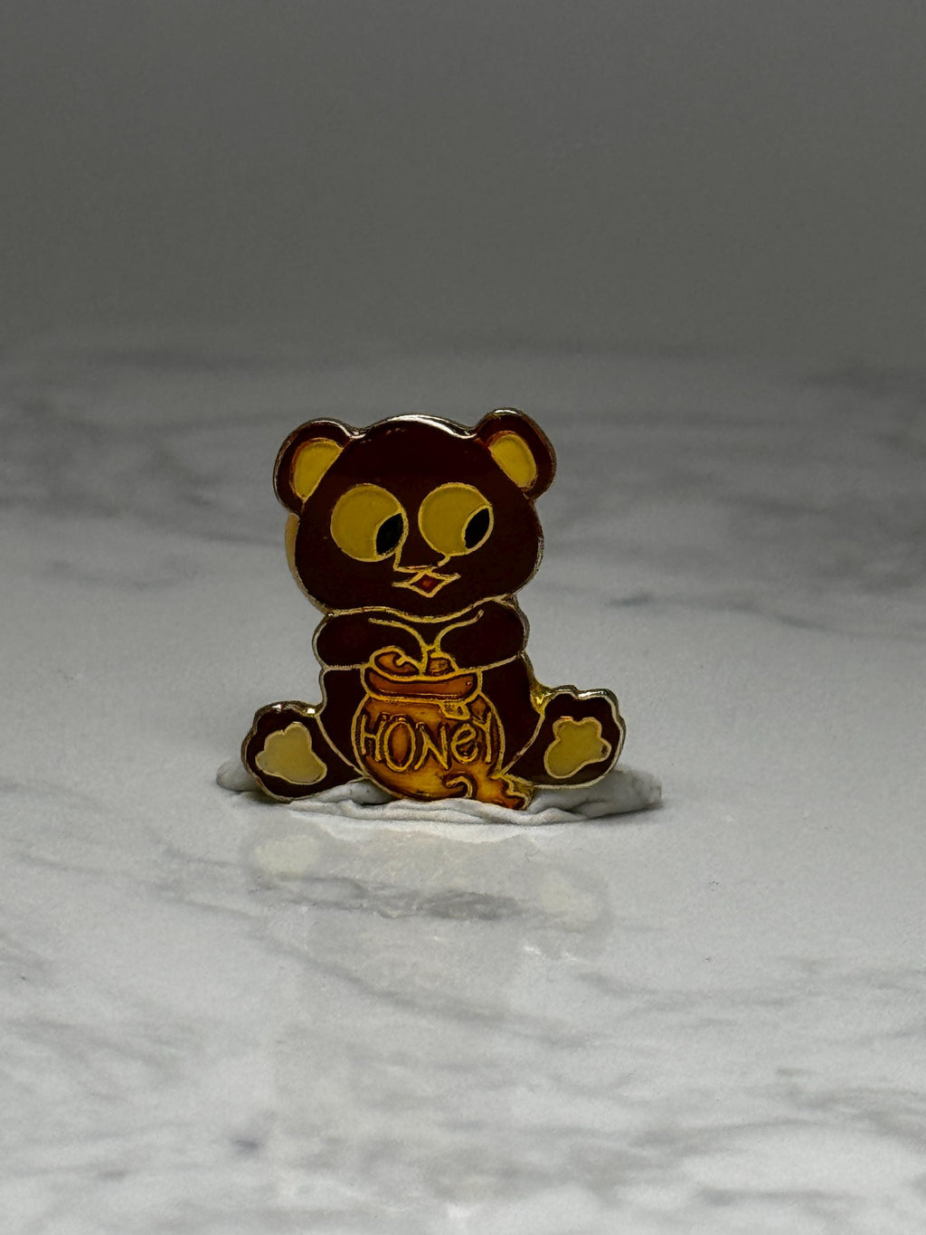 Vintage Teddy Bear Enamel Pin: Brown & Gold - Cute Honey Theme Accessory