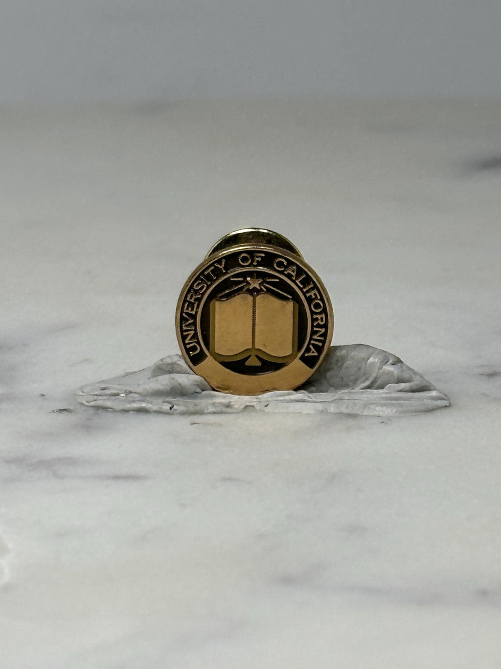 Vintage University of California Lapel Pin: Gold & Black - College Accessory