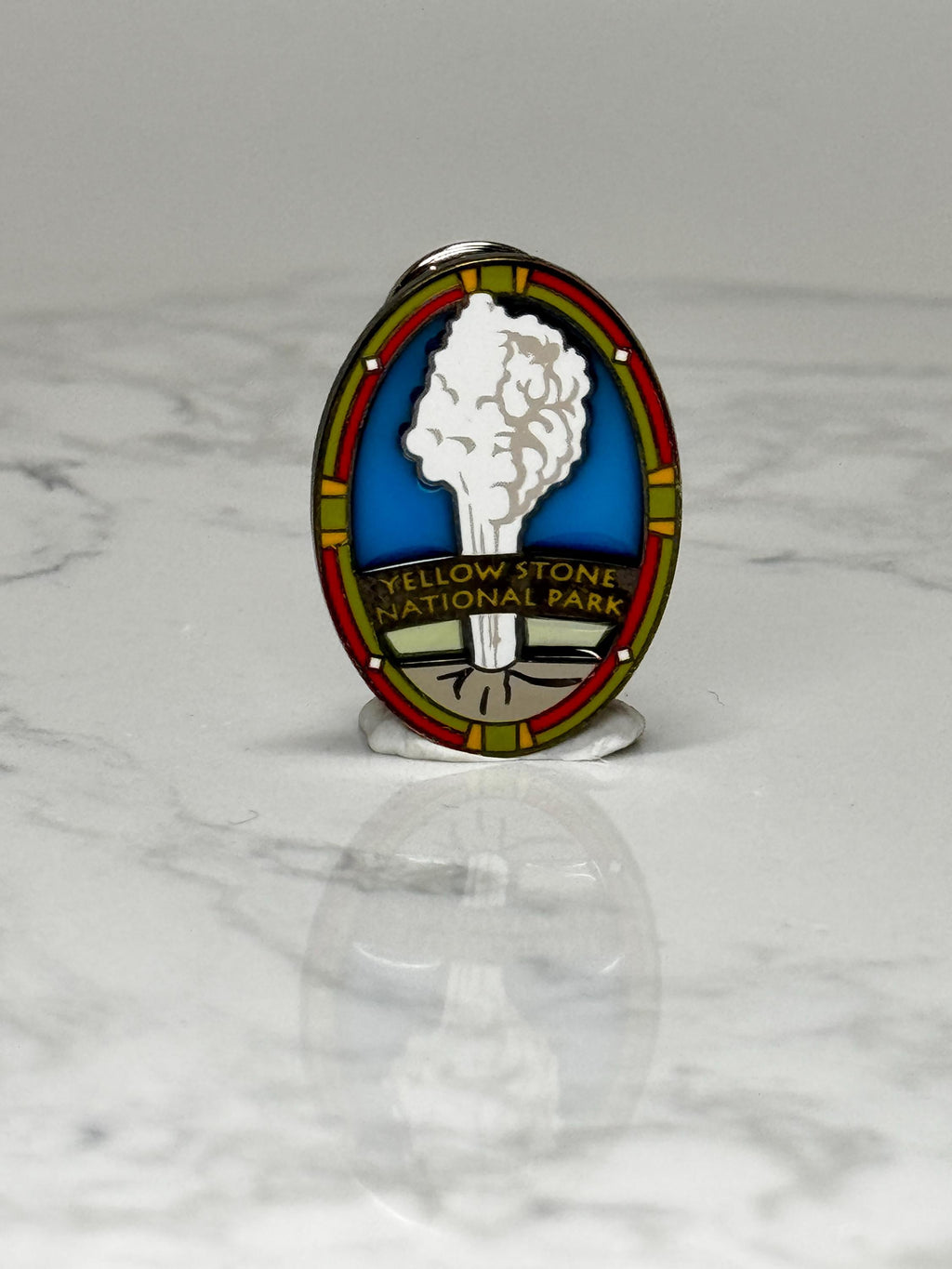 Vintage Yellowstone National Park Souvenir Pin: Enamel Oval - Travel Accessory