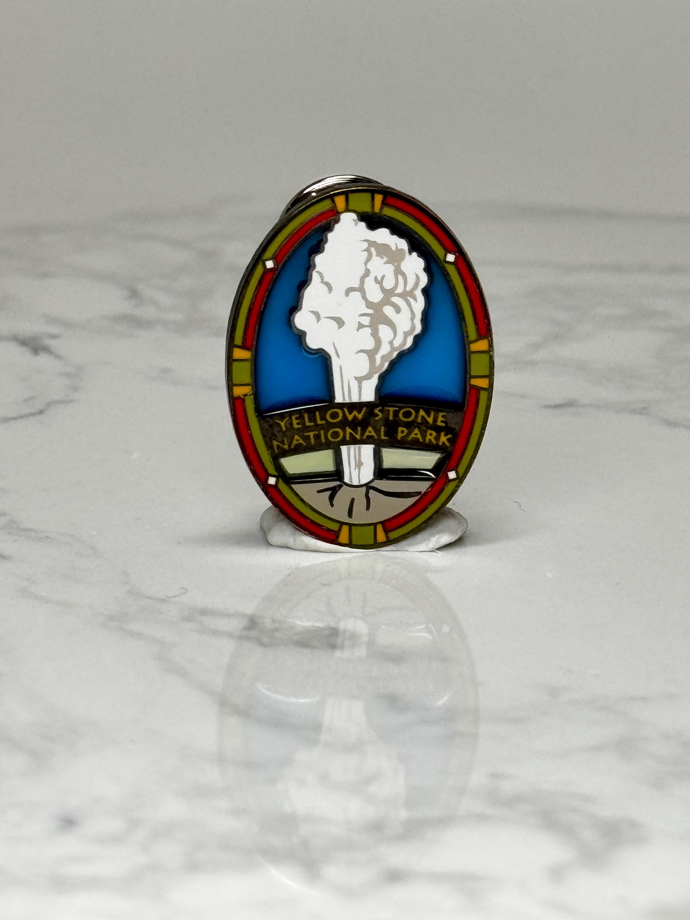 Vintage Yellowstone National Park Souvenir Pin: Enamel Oval - Travel Accessory