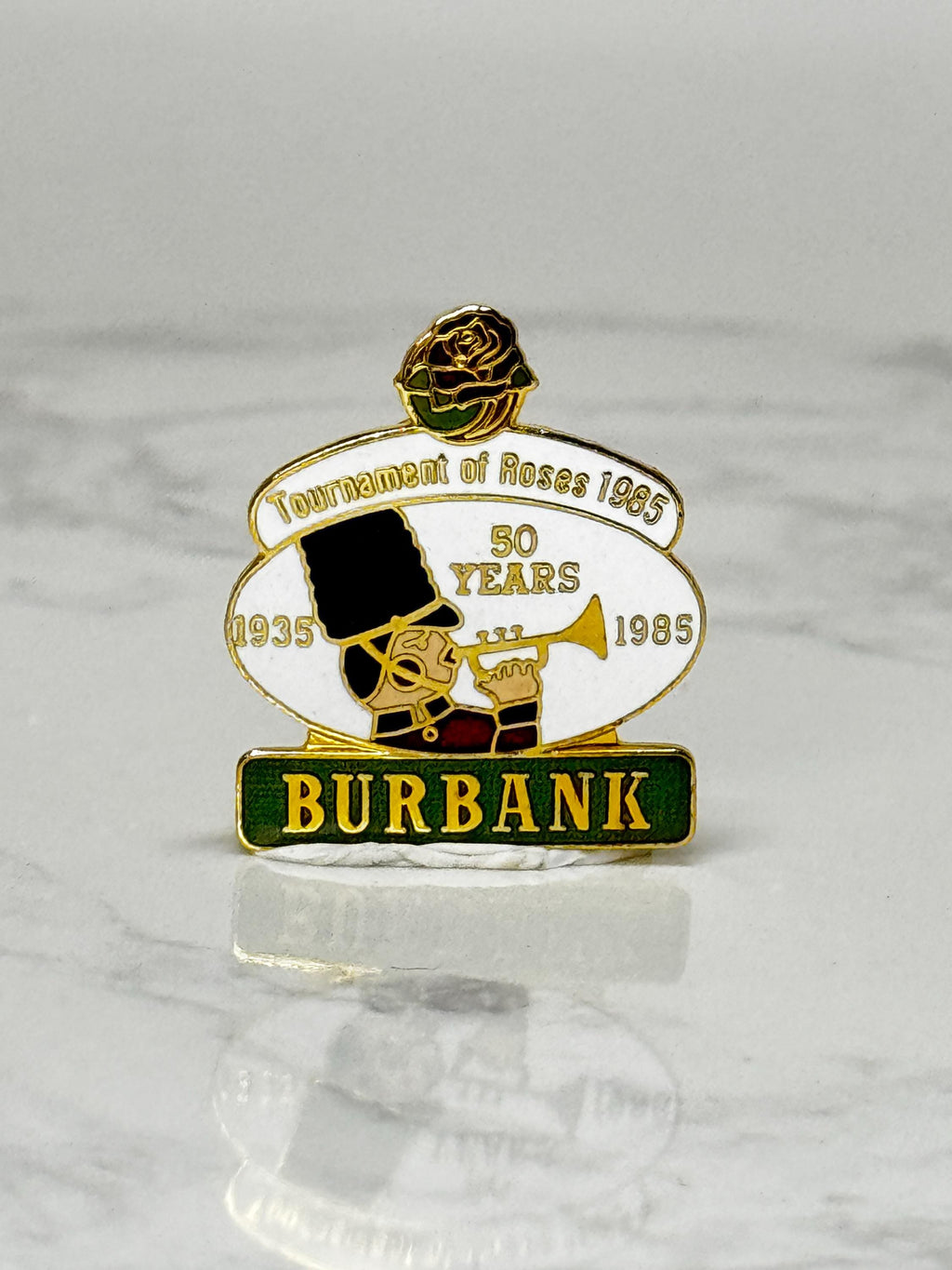 Vintage Burbank Tournament of Roses Pin: Gold Enamel - 1985 Anniversary Accessory