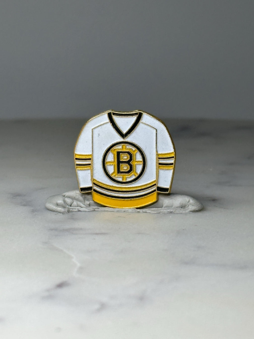 Vintage Boston Bruins Jersey Pin: White Enamel - NHL Hockey Accessory