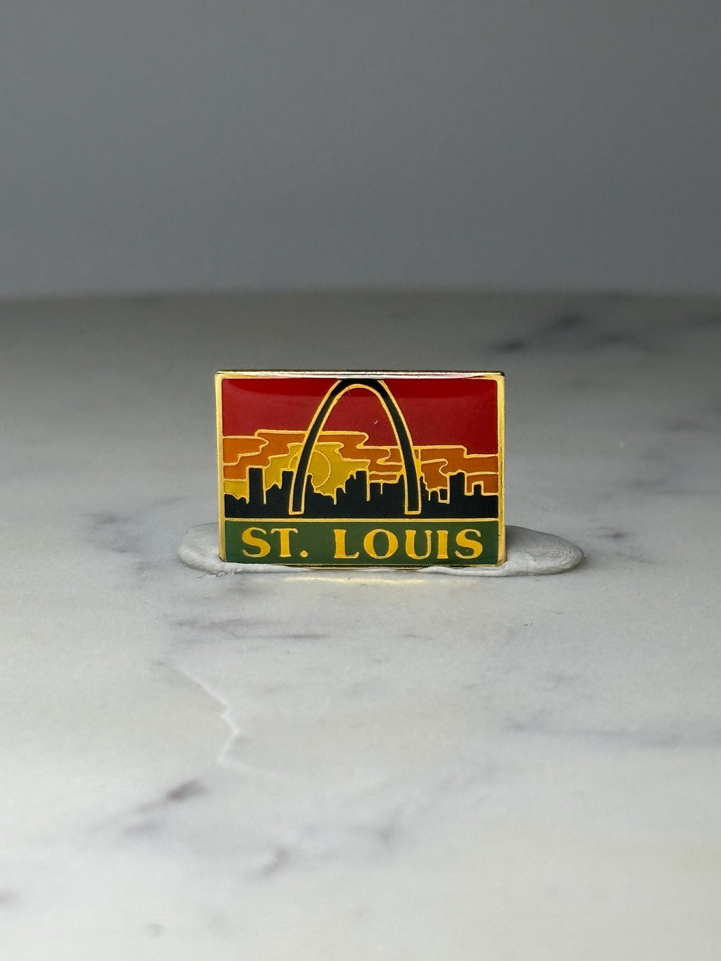 Vintage St. Louis Skyline Enamel Pin: Red & Gold - City Souvenir Accessory