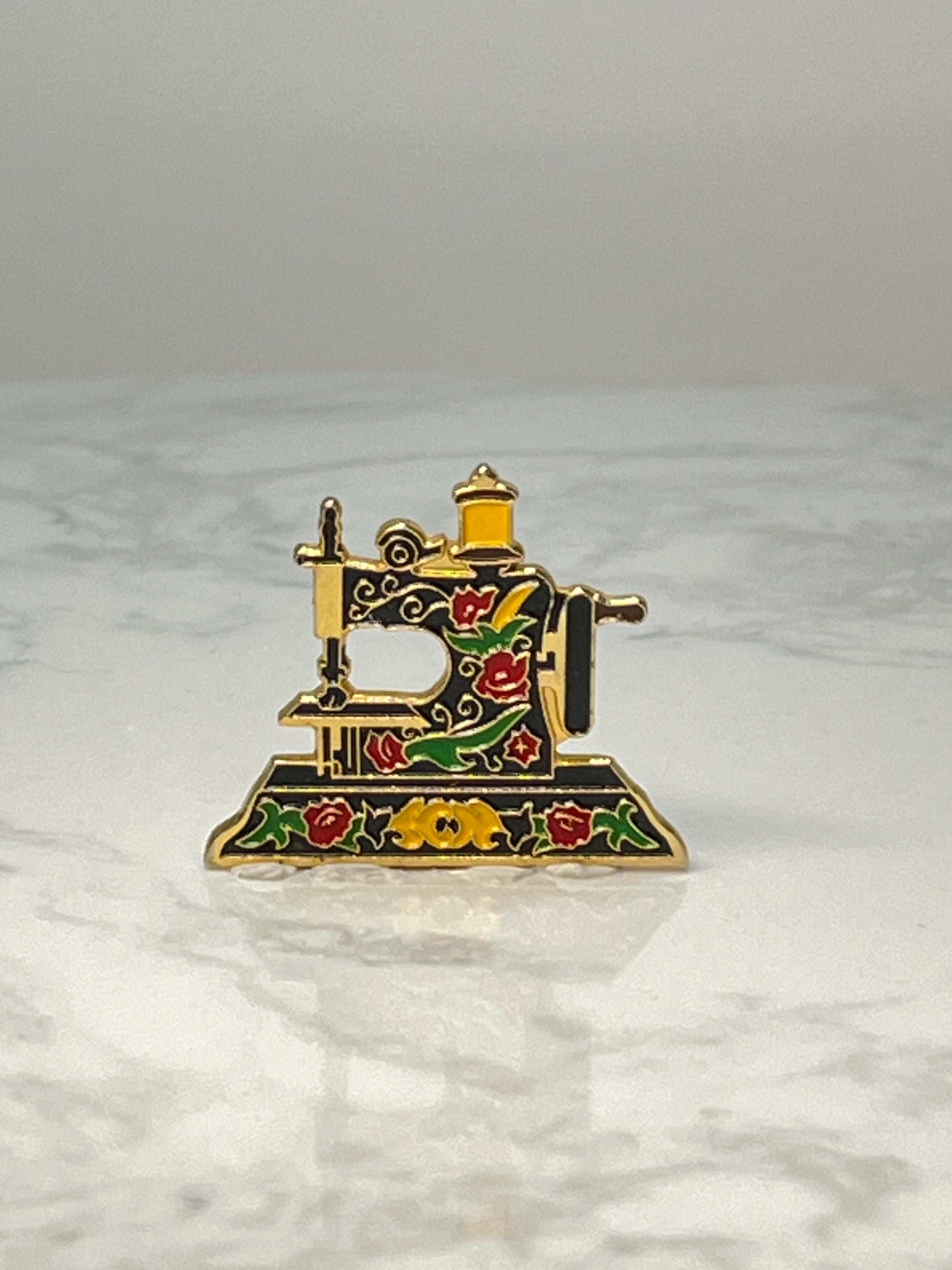 Vintage Sewing Machine Enamel Pin: Gold Tone Floral - Craft Accessory