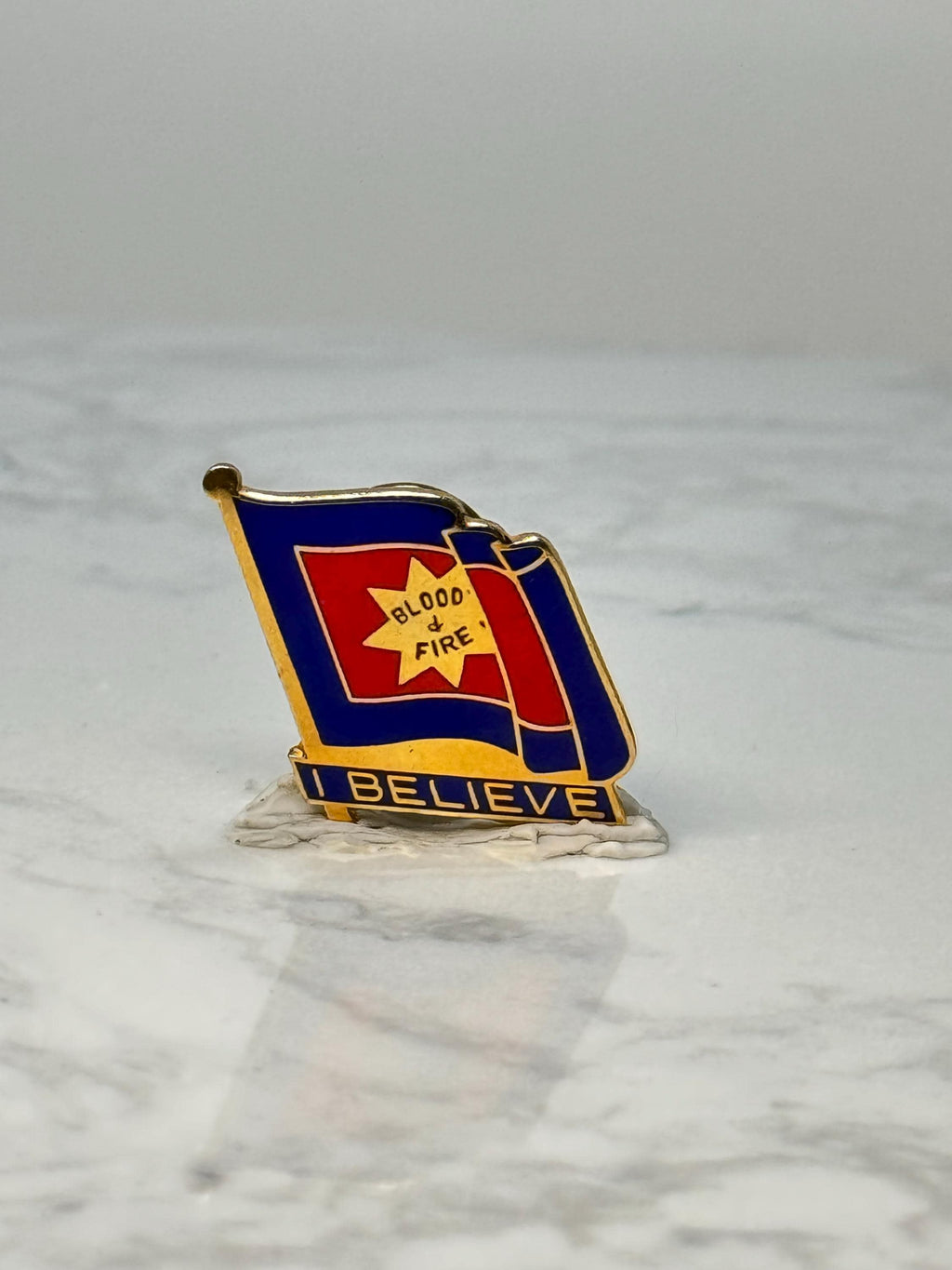 Vintage Salvation Army Flag Pin: Gold Tone Enamel - Christian Accessory