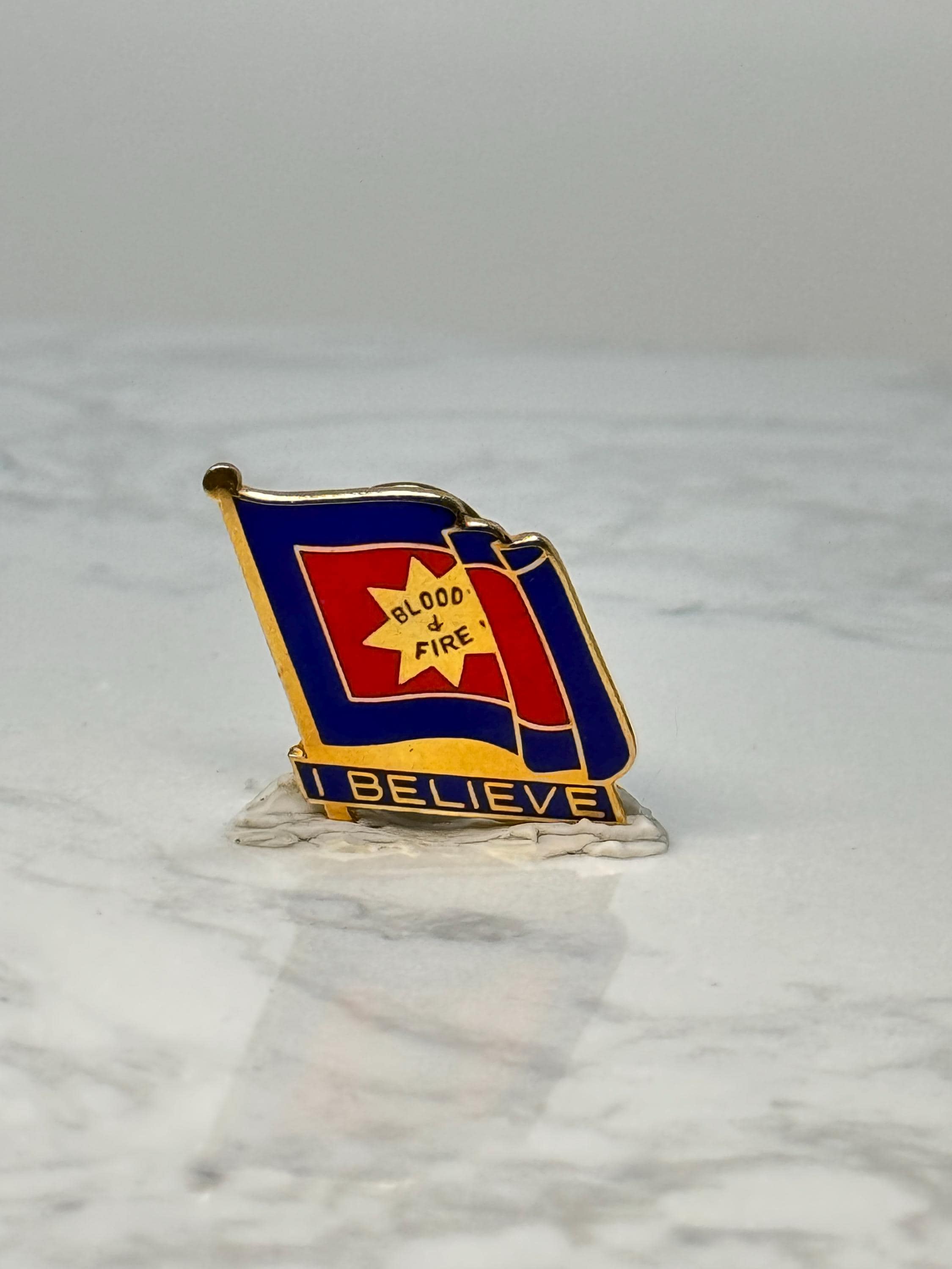 Vintage Salvation Army Flag Pin: Gold Tone Enamel - Christian Accessory
