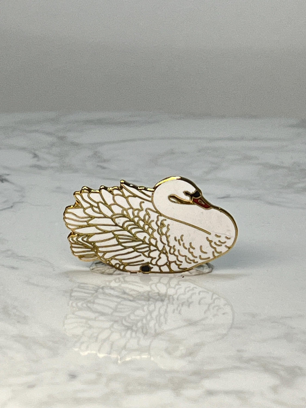 Vintage Swan Enamel Pin: White & Gold Tone - Nature Accessory