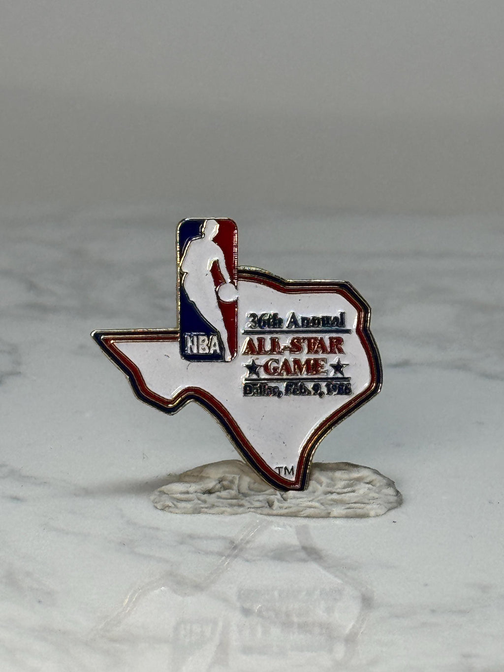 Vintage NBA 36th All Star Game Pin: Enamel Texas - 1986 Dallas Accessory