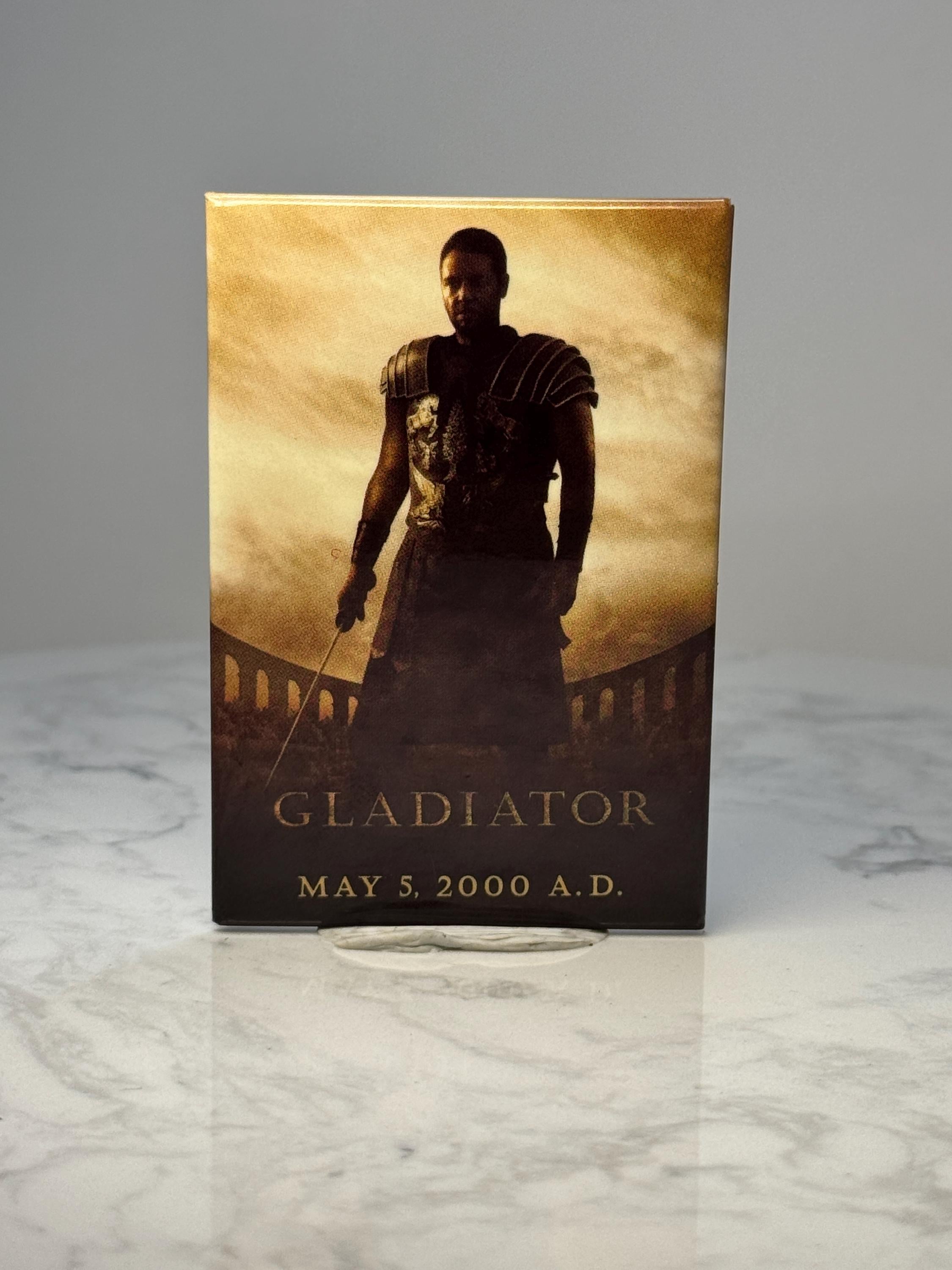 Vintage Gladiator Movie Promo Pin: Gold Tone Photo Print - 2000 Film Accessory
