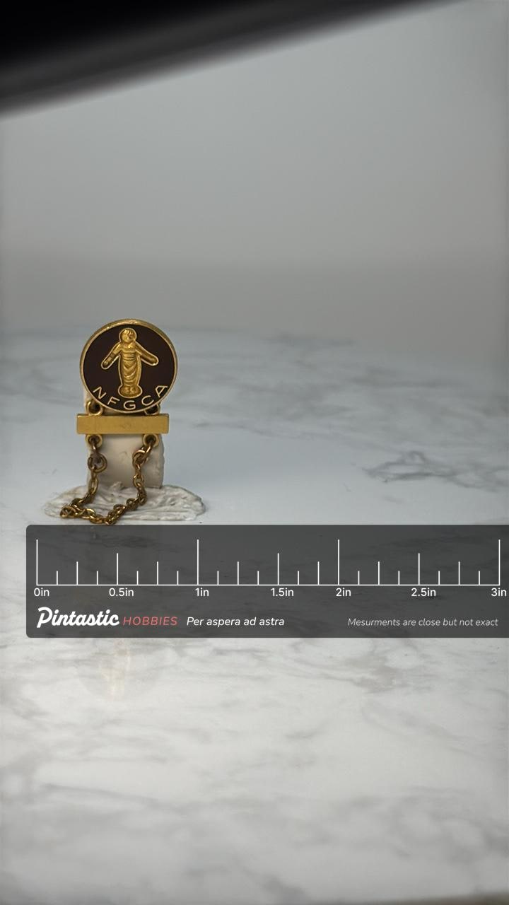 NFGCA Grandmothers Club Pin National Federation Grandmothers Clubs America Vintage Dangle Pin with ruler overlay for size ref