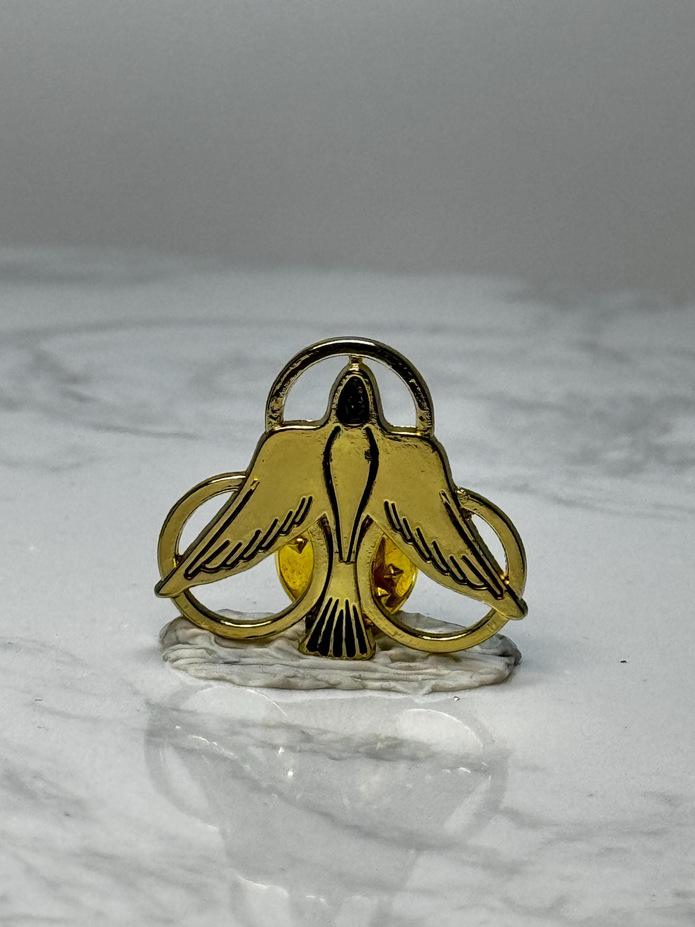 Vintage Dove Religious Enamel Pin: Gold Tone - Christian Accessory