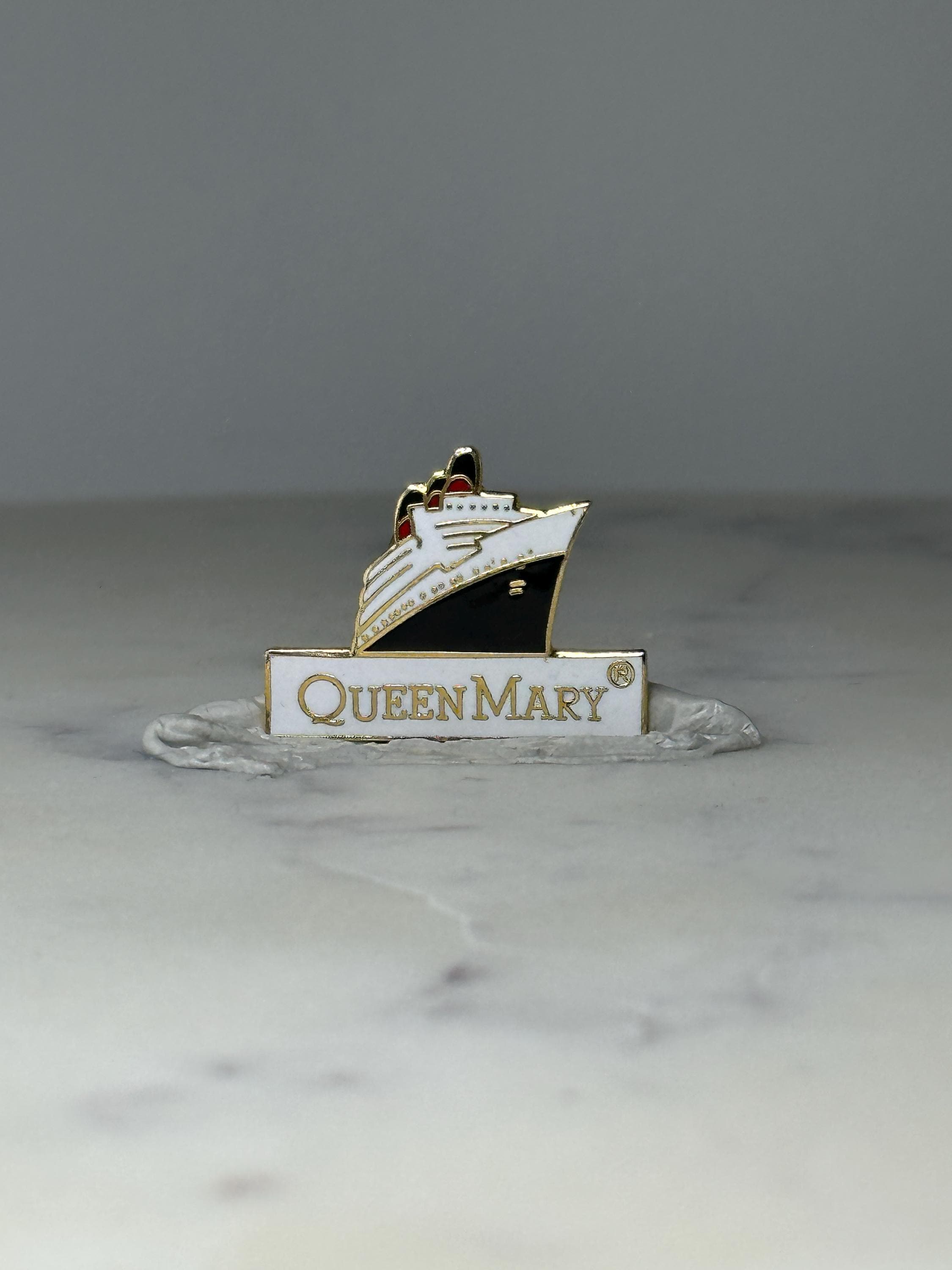 Vintage Queen Mary Cruise Ship Pin: Gold Tone Enamel - Ocean Liner Souvenir Accessory
