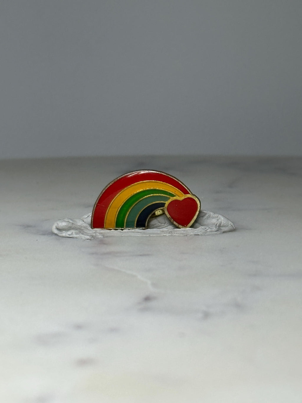 Vintage Rainbow Heart Enamel Pin: Gold Tone - Retro Love Accessory