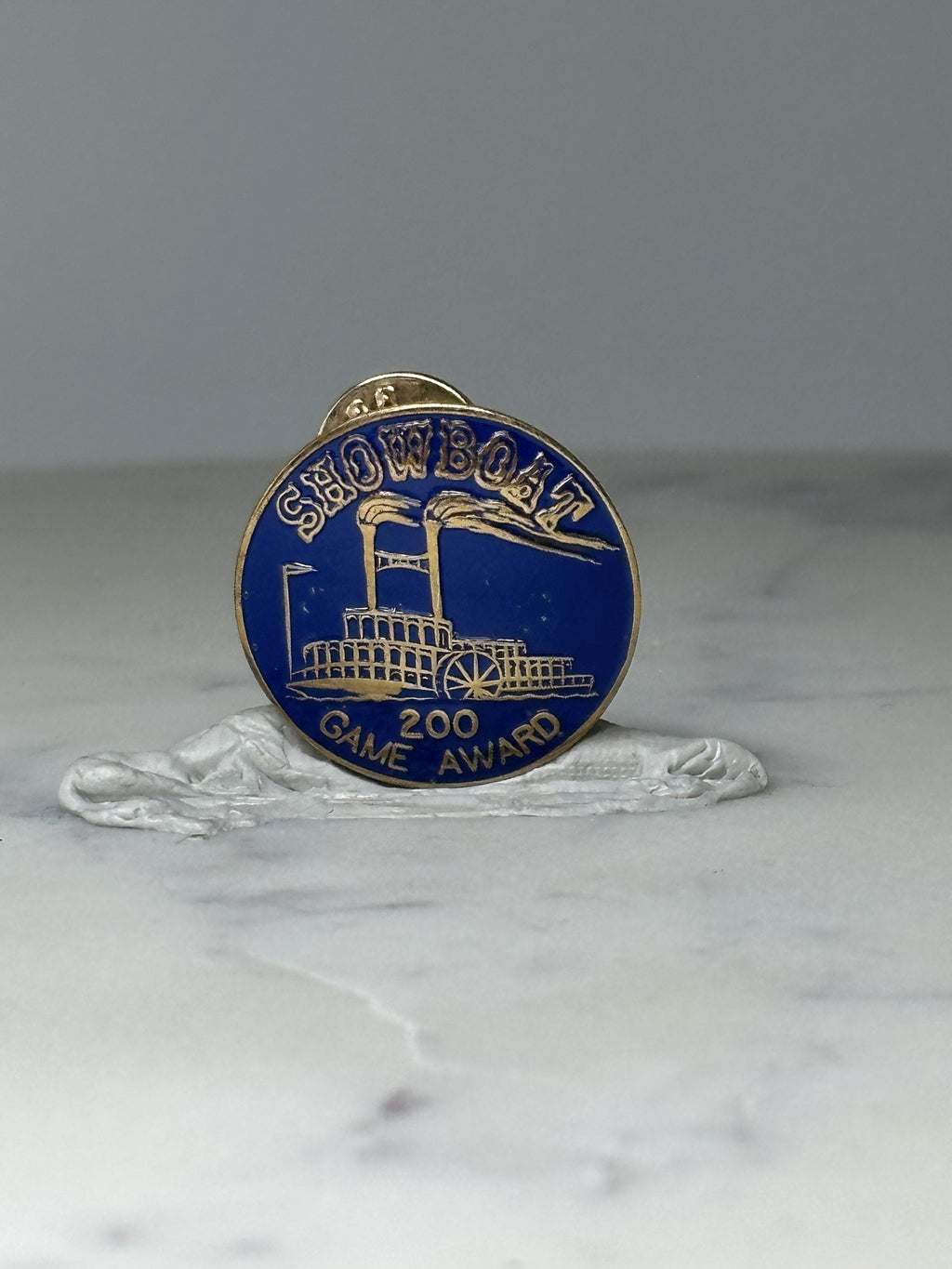 Vintage Showboat 200 Game Award Pin: Blue Enamel - Casino Employee