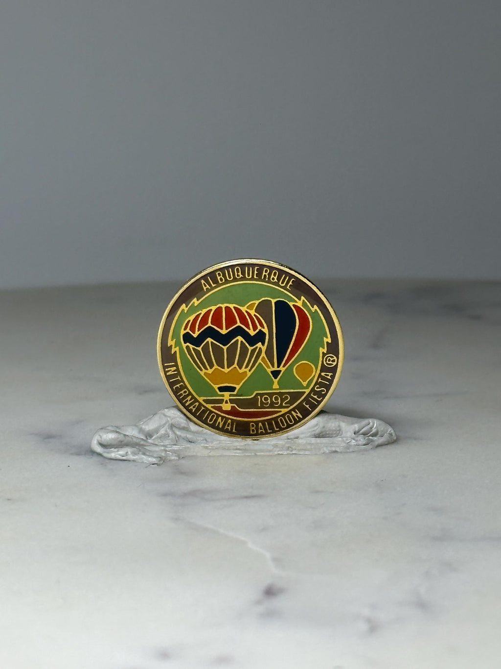 Vintage Albuquerque Balloon Fiesta Pin: Gold Tone Enamel - 1992 Souvenir Accessory
