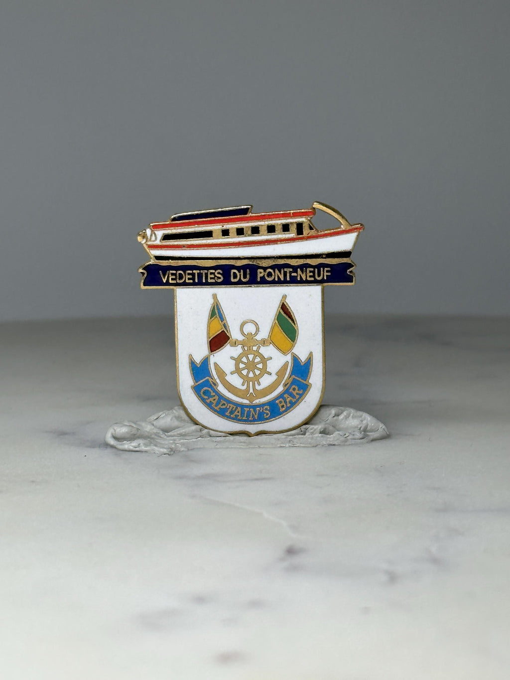 Vintage Vedettes du Pont-Neuf Boat Pin: Gold Enamel - Paris Travel Accessory