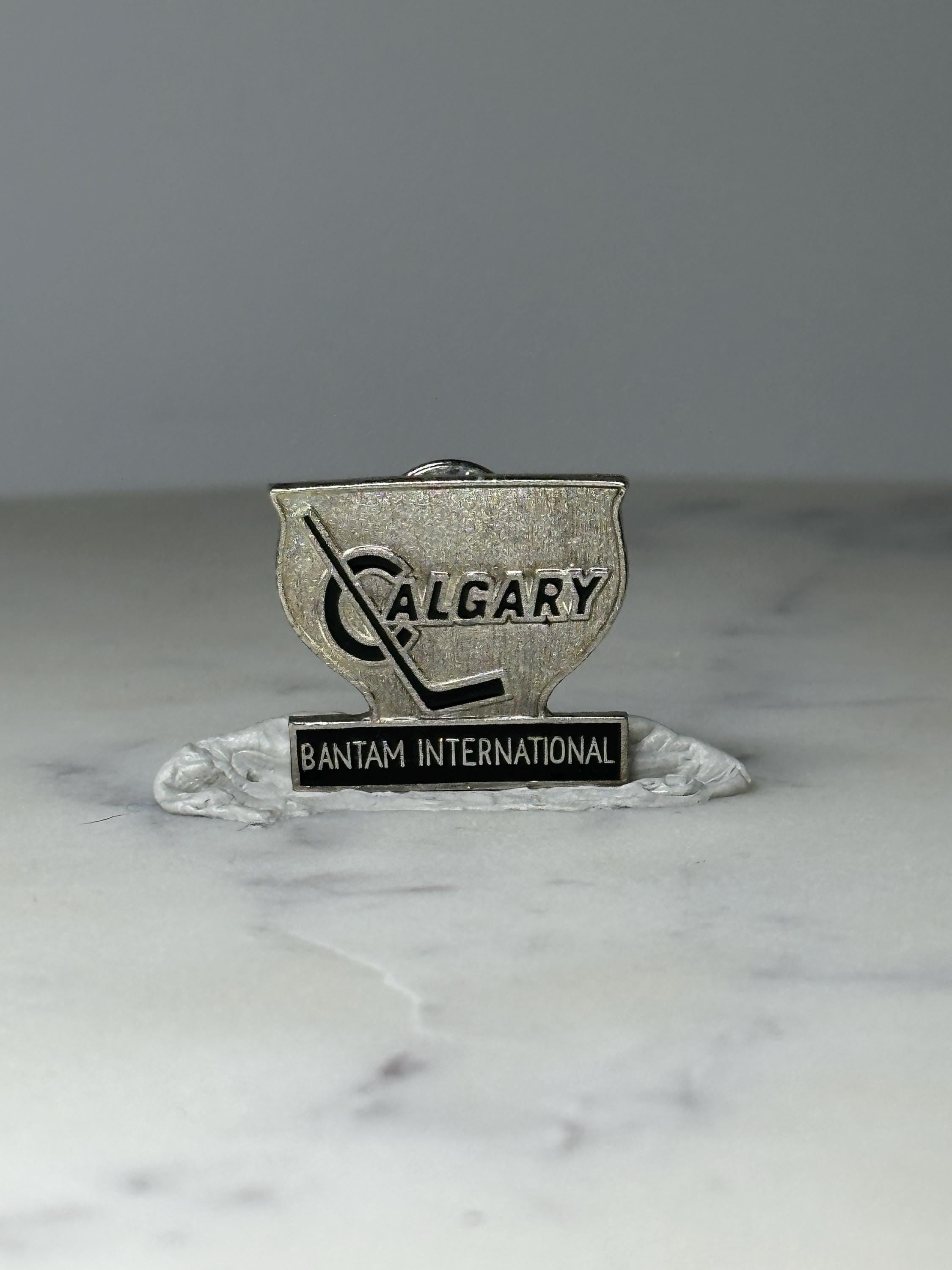 Vintage Calgary Bantam International Hockey Pin: Silver Tone - Sports Souvenir Accessory