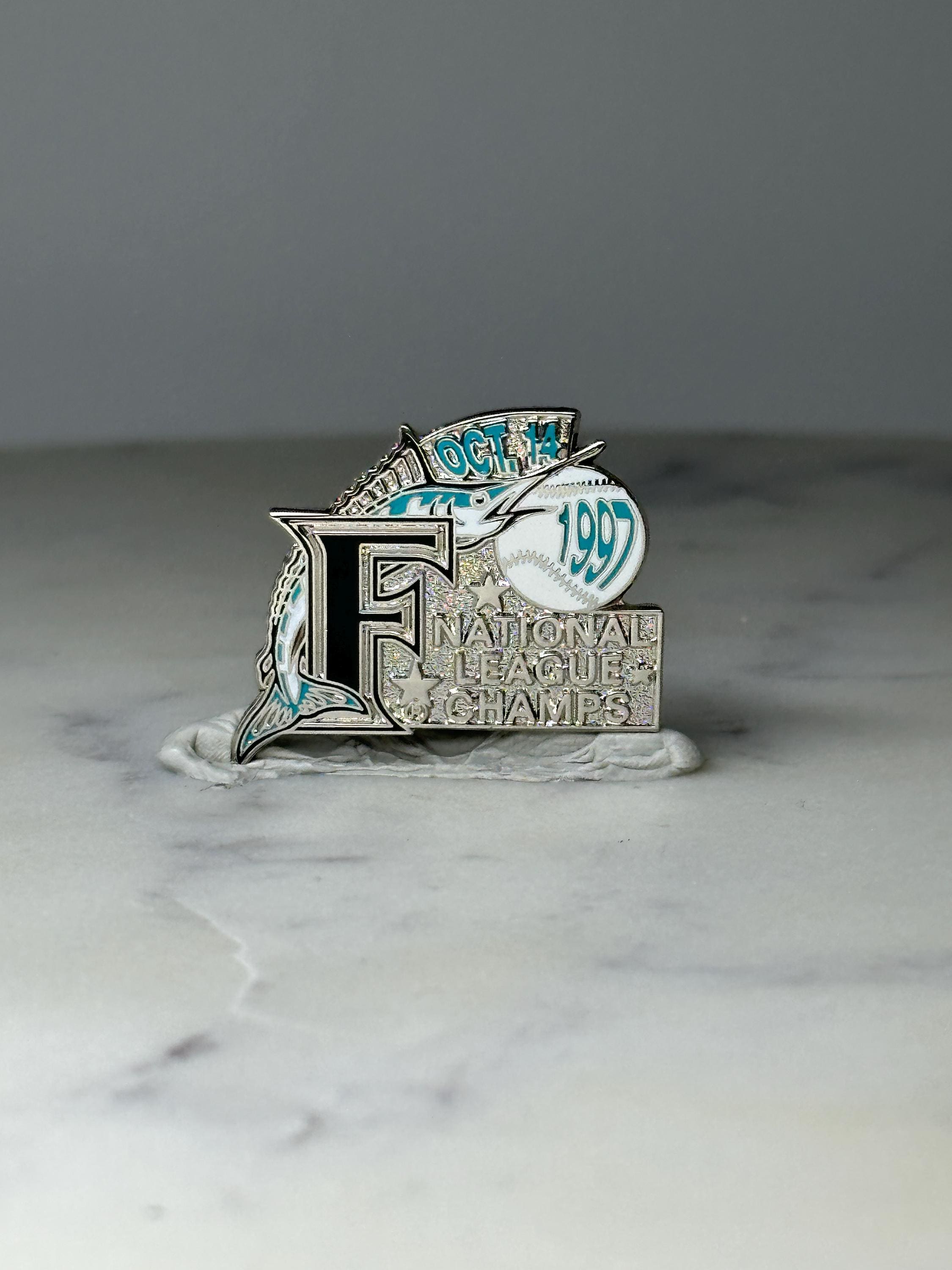 Vintage Limited Edition Florida Marlins NL Champs Pin 646 of 1000: Teal Silver - 1997 Baseball