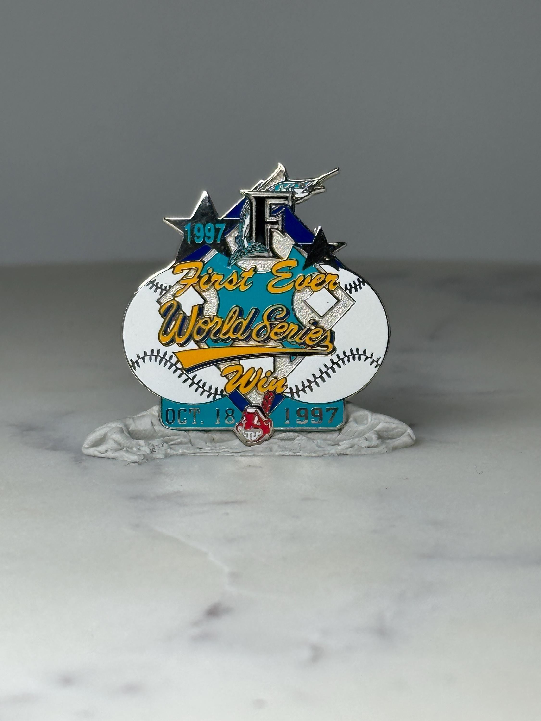 Limited Edition Florida Marlins First World Series Win Pin 913 of 1000: Enamel 1997 Champs Accessory