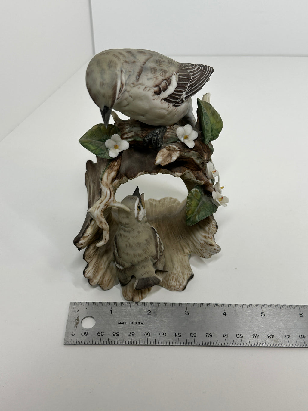 Homco Masterpiece hand painted porcelain bird figurine with flowers