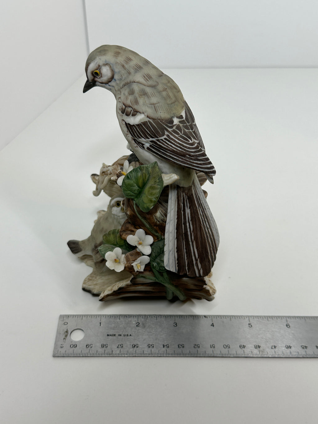 Homco Masterpiece hand painted porcelain bird figurine with flowers