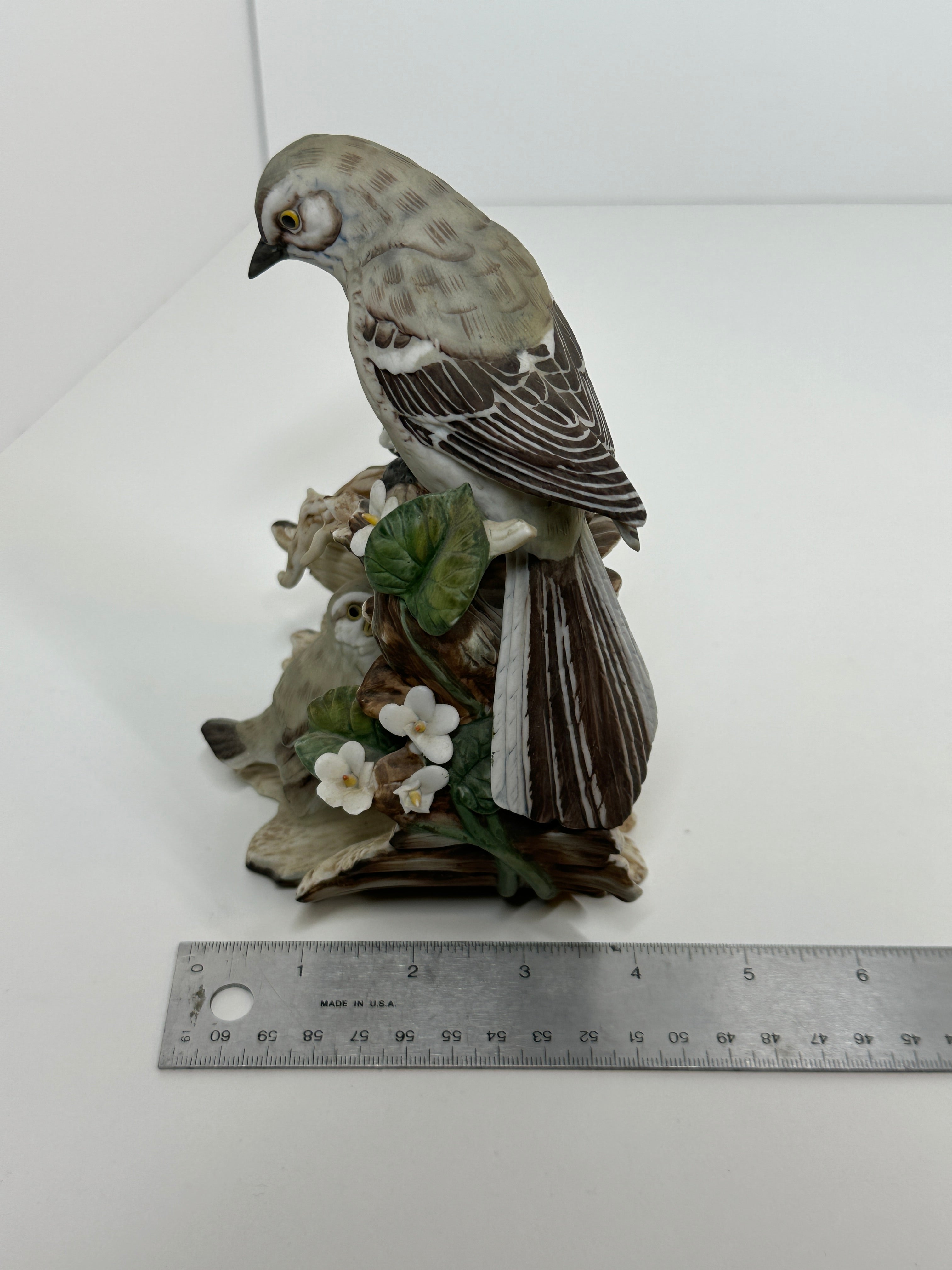 Homco Masterpiece hand painted porcelain bird figurine with flowers