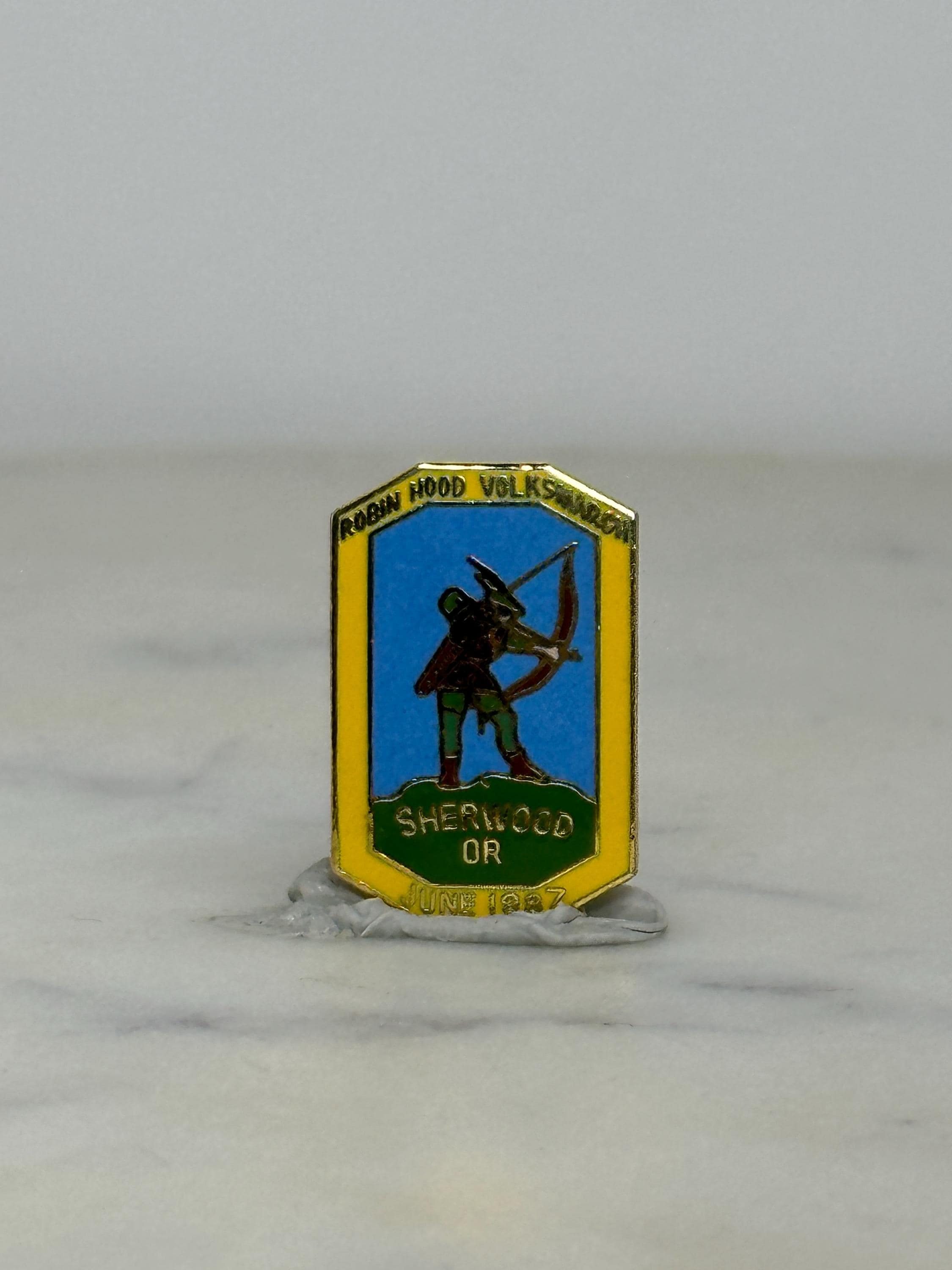 Robin Hood Volksmarch Pin: Enamel Shield Design - 1987 Souvenir Accessory