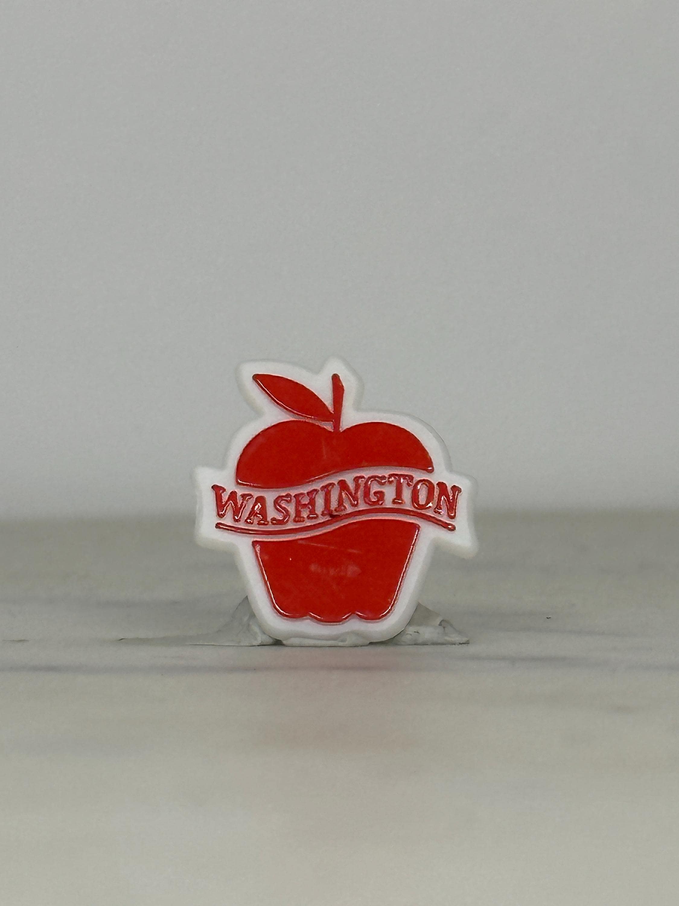 Washington Apple Souvenir Pin: Red & White Enamel - Vintage Travel Accessory