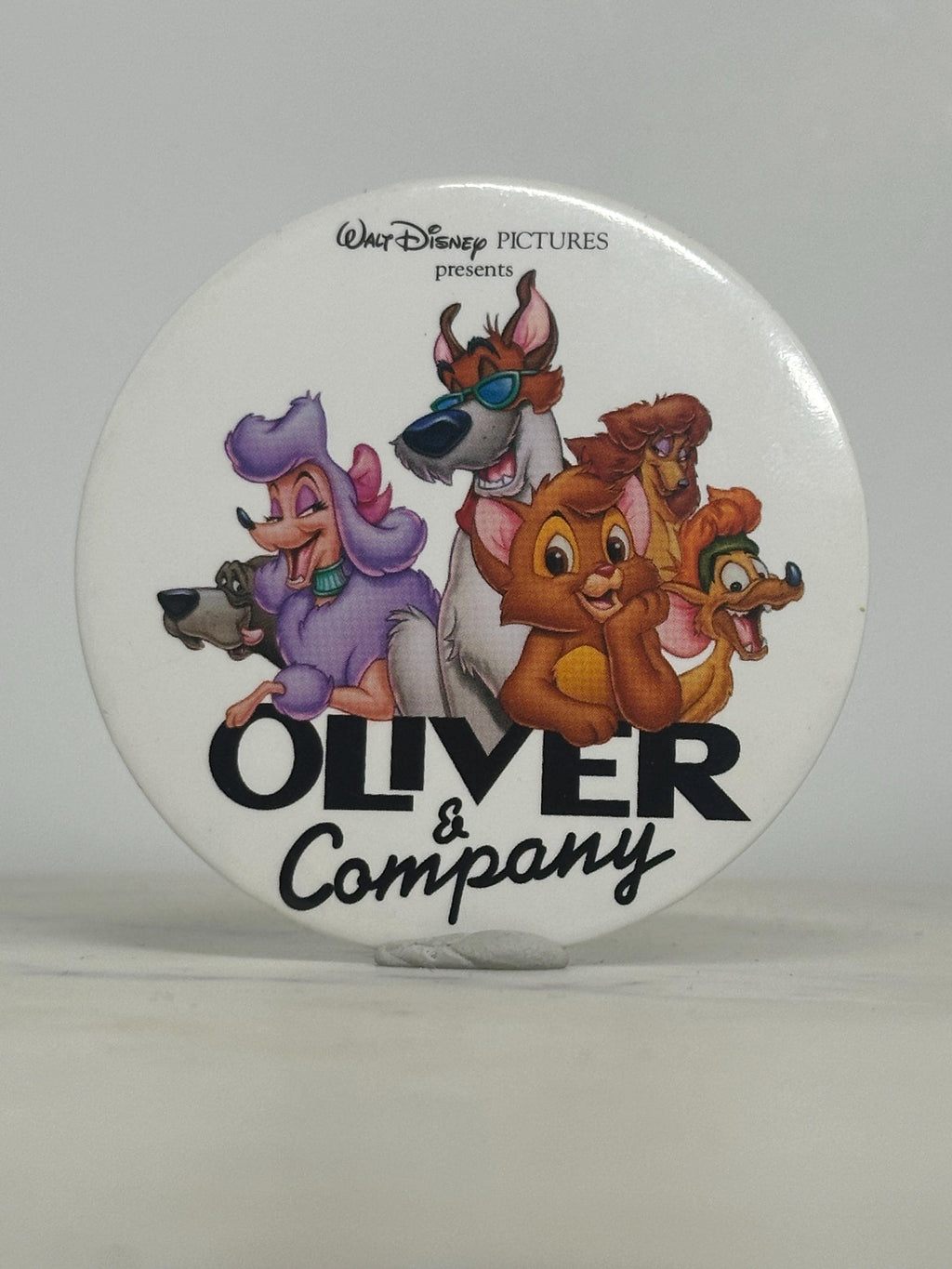 Oliver & Company Button Pin: Glossy White Finish - 1980s Disney Accessory