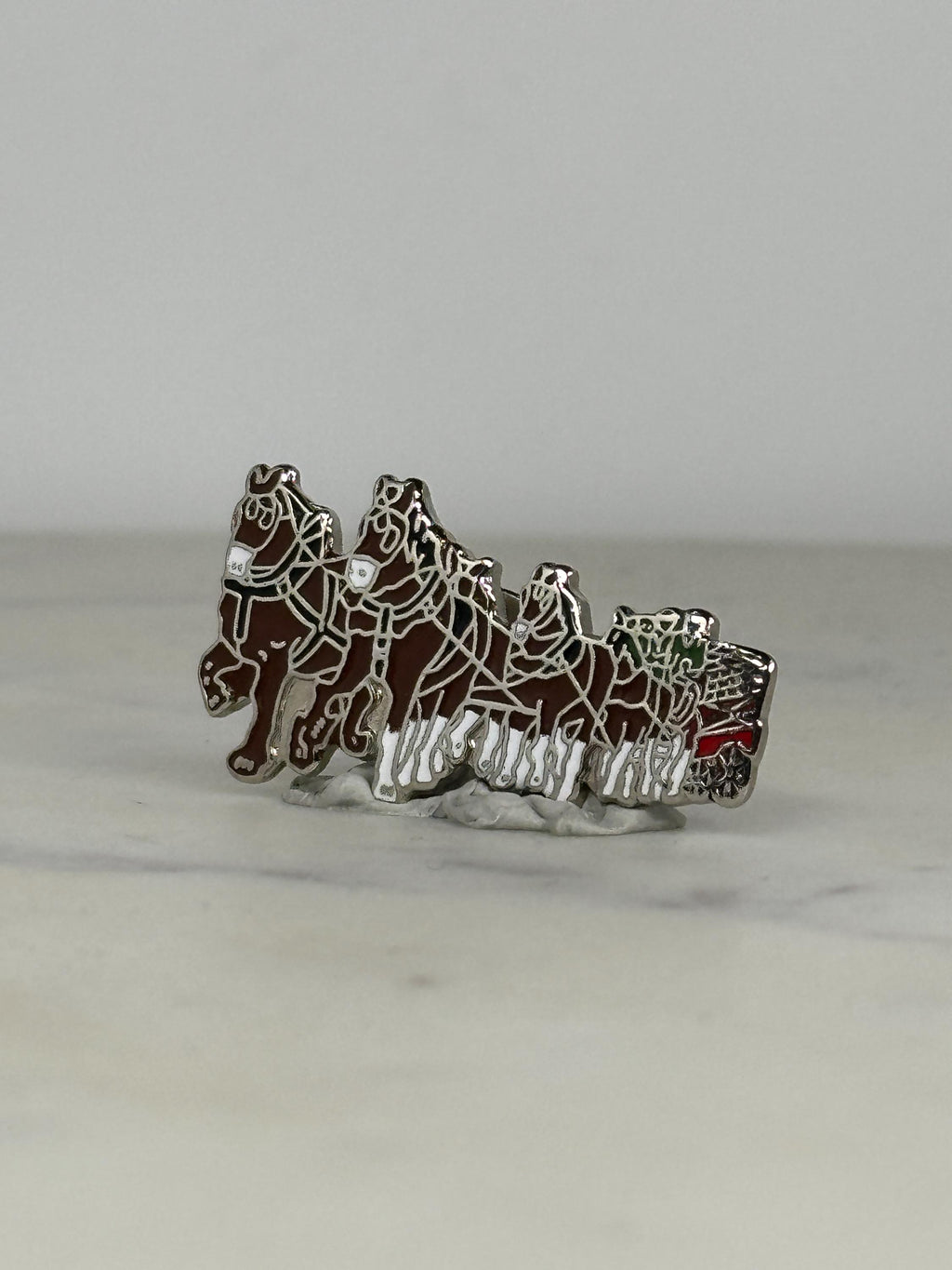 Budweiser Clydesdale Horse Team Enamel Pin Gold & Red Finish Classic Accessory